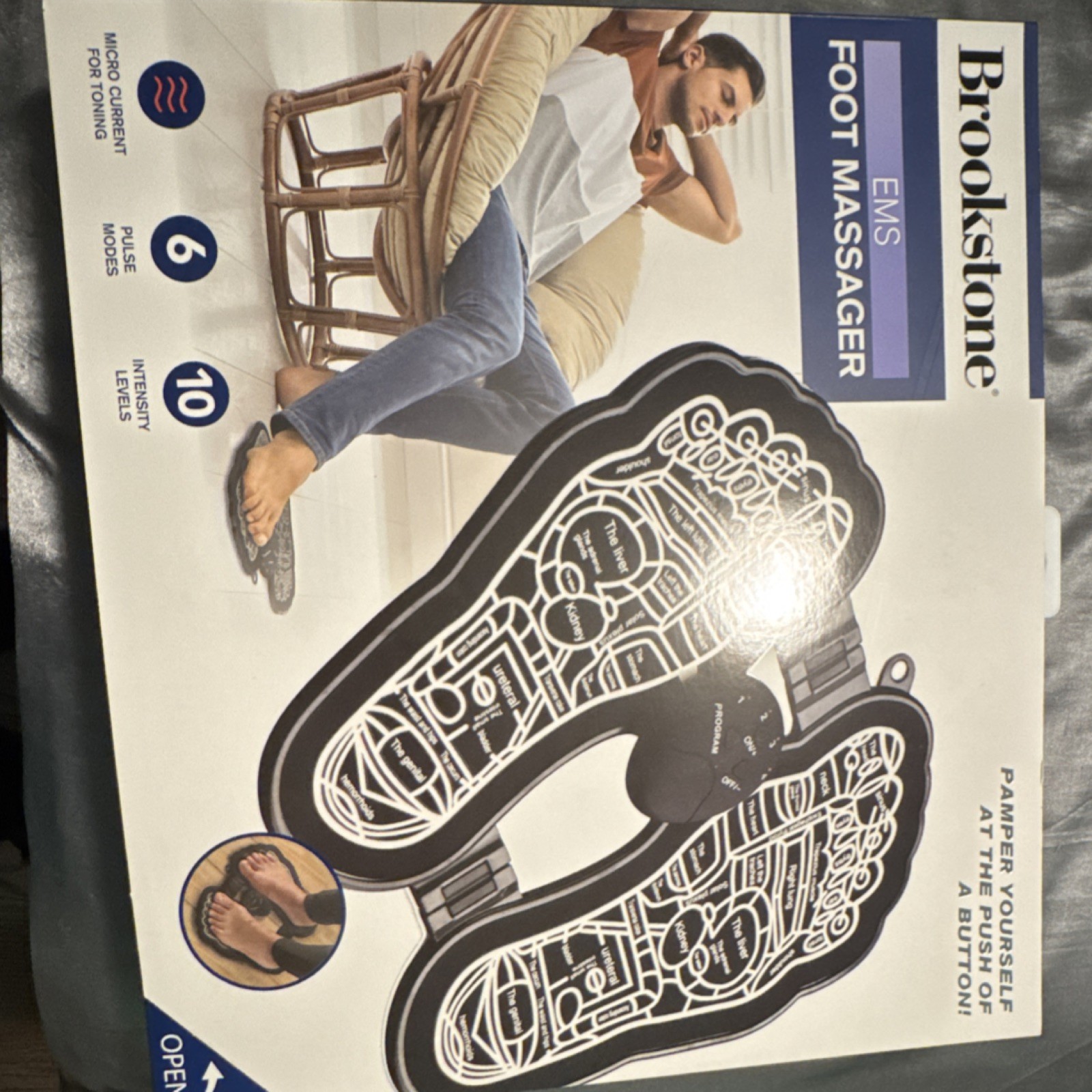 Brookstone EMS Foot Massager Micro Current Pulse Modes Black/White