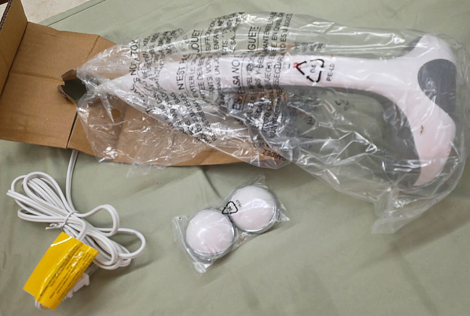 NEW HOMEDICS PERCUSSION ACTION PLUS HANDHELD MASSAGER + SOUND SPA PORTABLE