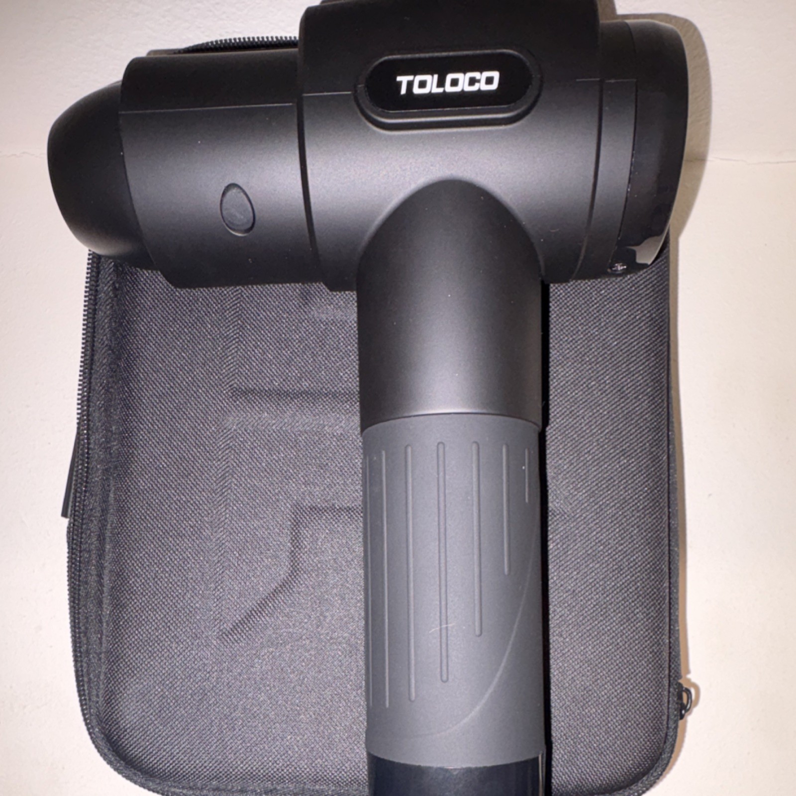 TOLOCO Massage Gun Black Cordless Handheld 8 Attachments Carrying Case