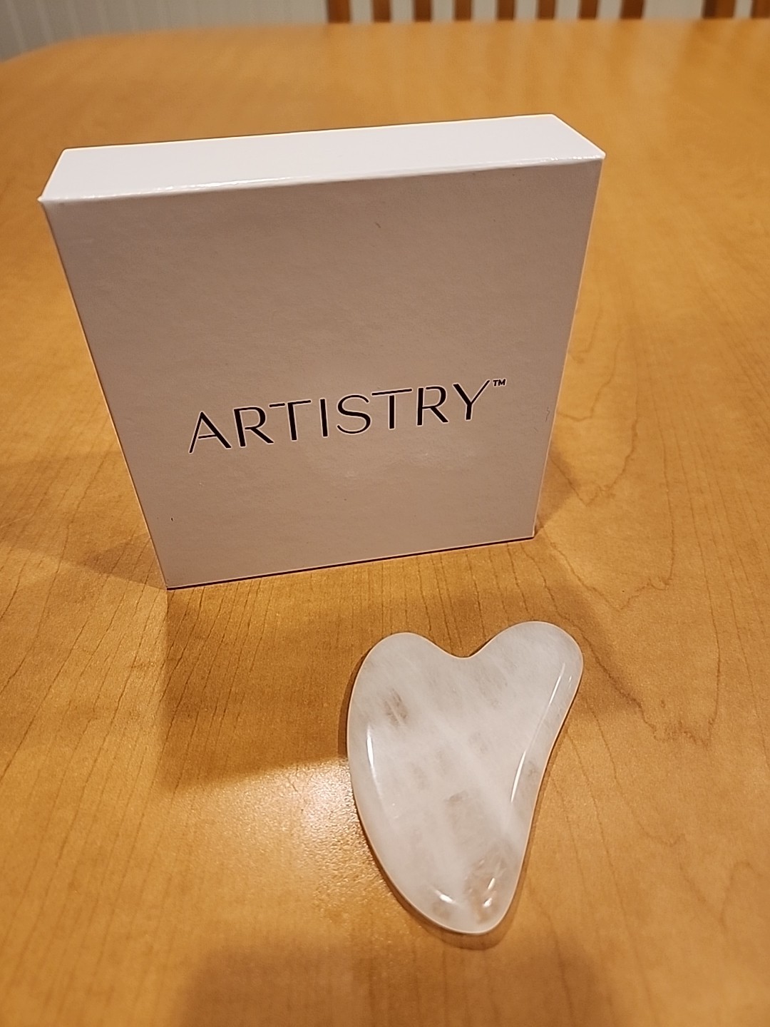 Amway Artistry Gua Sha Facial Massage Stone
