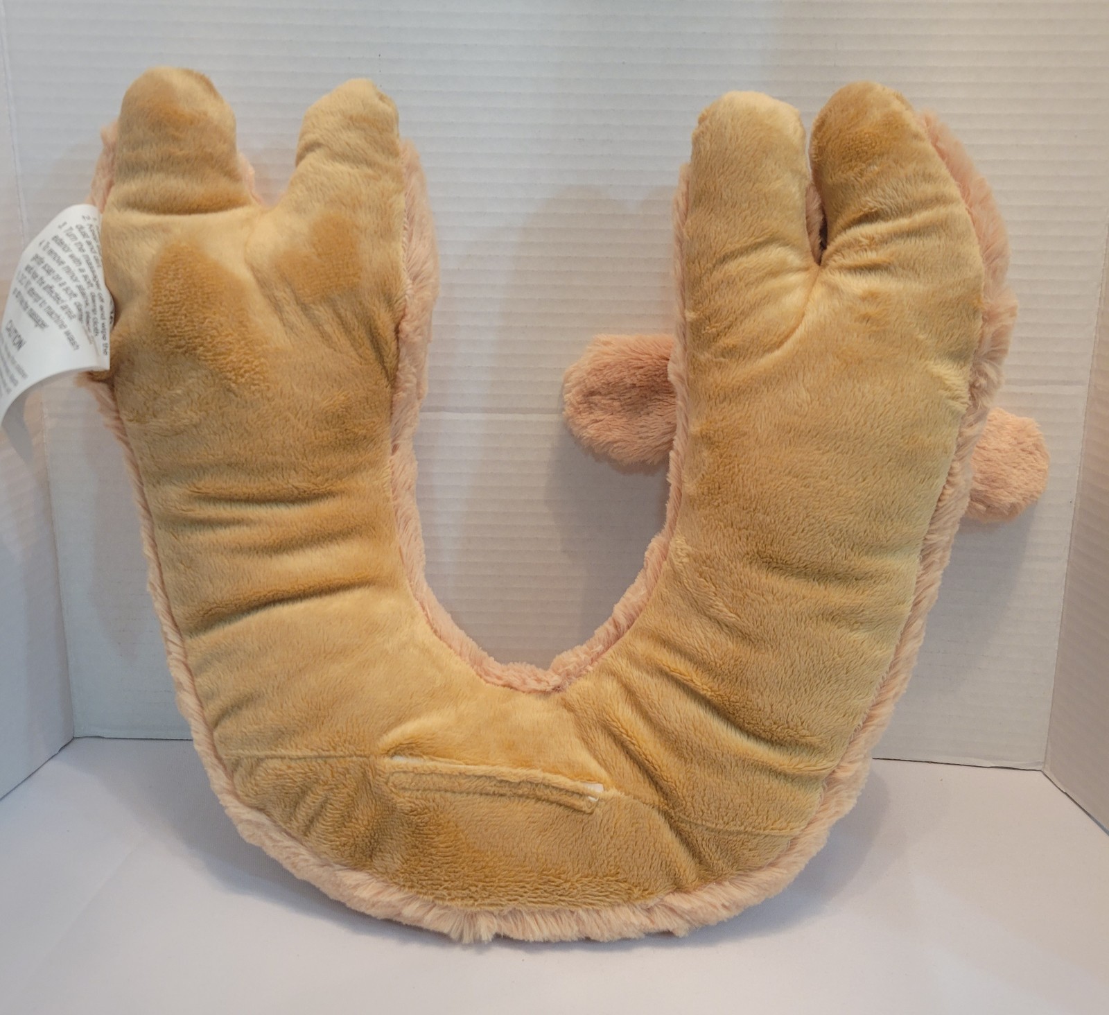 Health Touch Neck Massager/ Relaxing Vibration/U Shaped/Light Weight/Beige/Dog