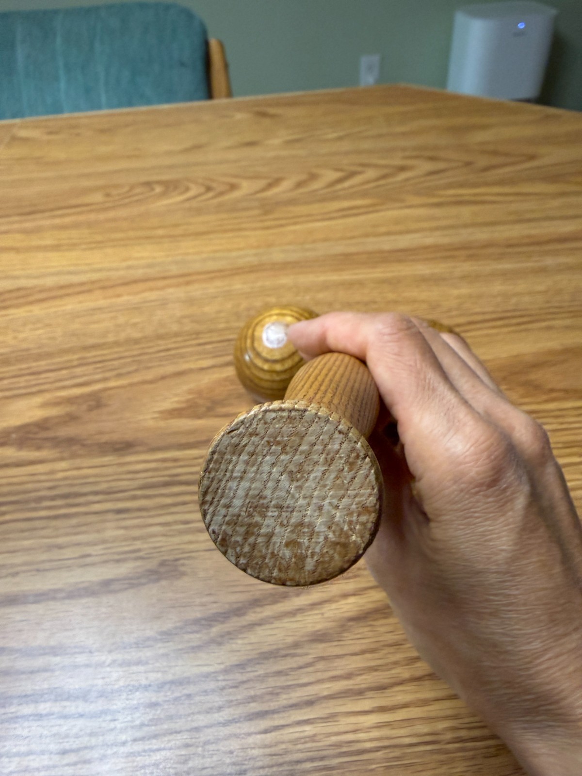 VTG Oak Wood Hand Held Manual Back Massage Roller