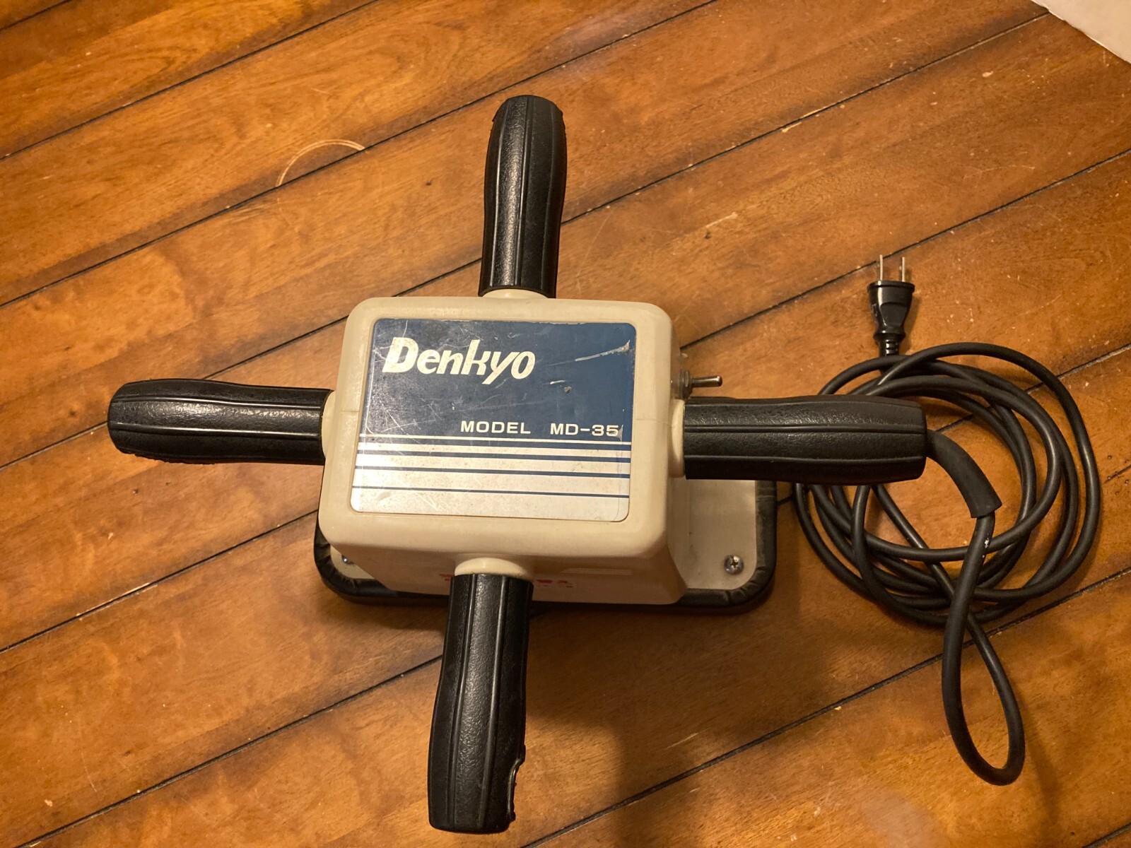 Denkyo MD-35 Powerful 2-Speed Electric Vibration Massager Made in Japan Working