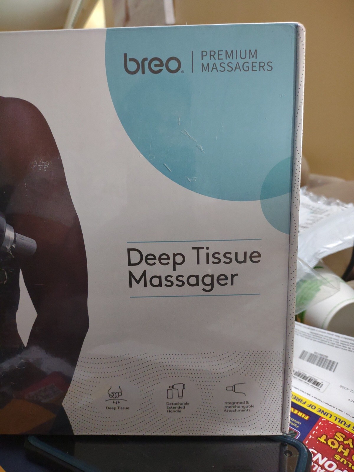 Brand New Breo MG2 Premium Handheld Deep Tissue Massager + FREEBIES