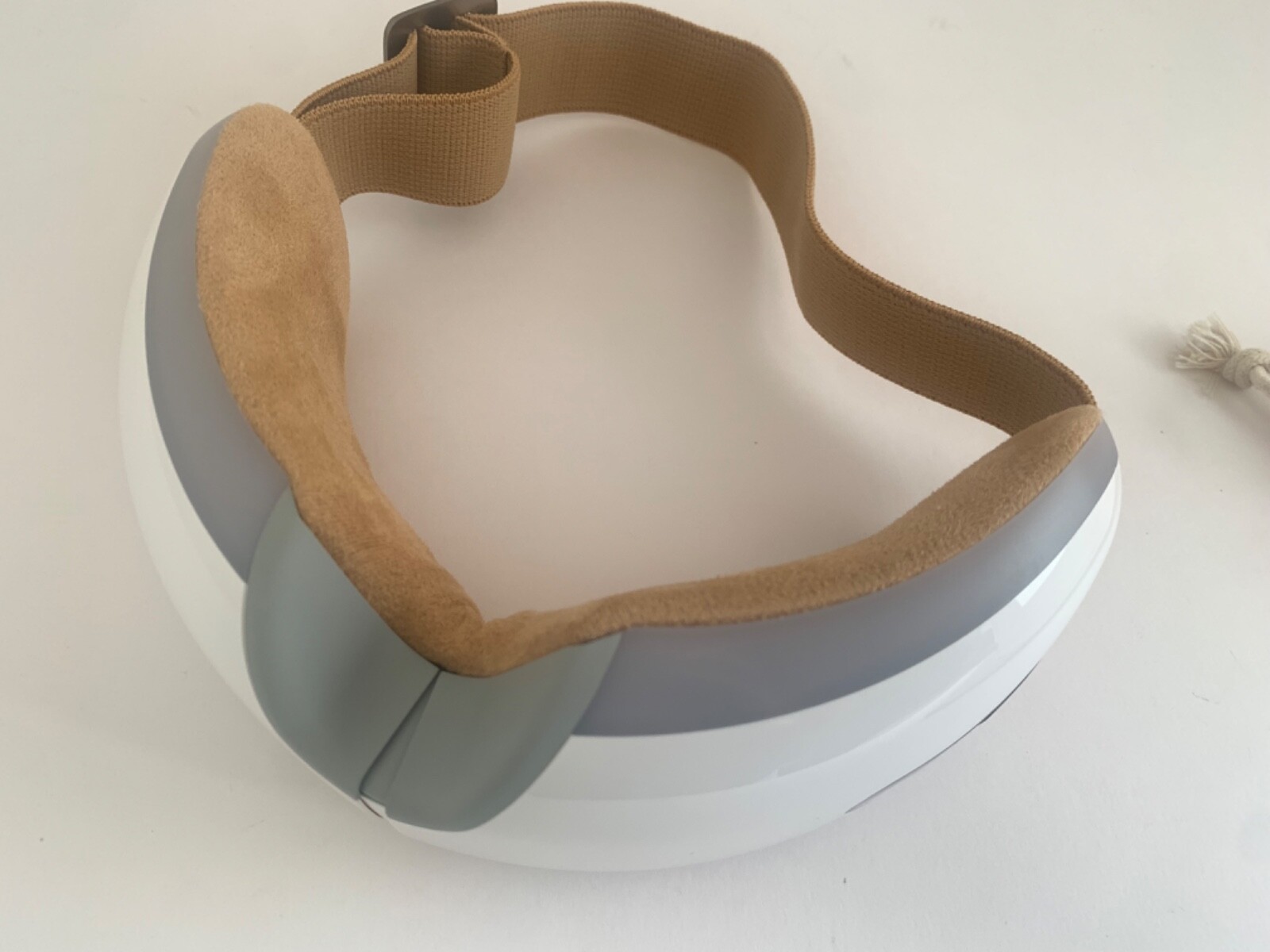 Breo iSee4 Eye Massager w/ Air Pressure Kneading Massage Heat Compression EXC