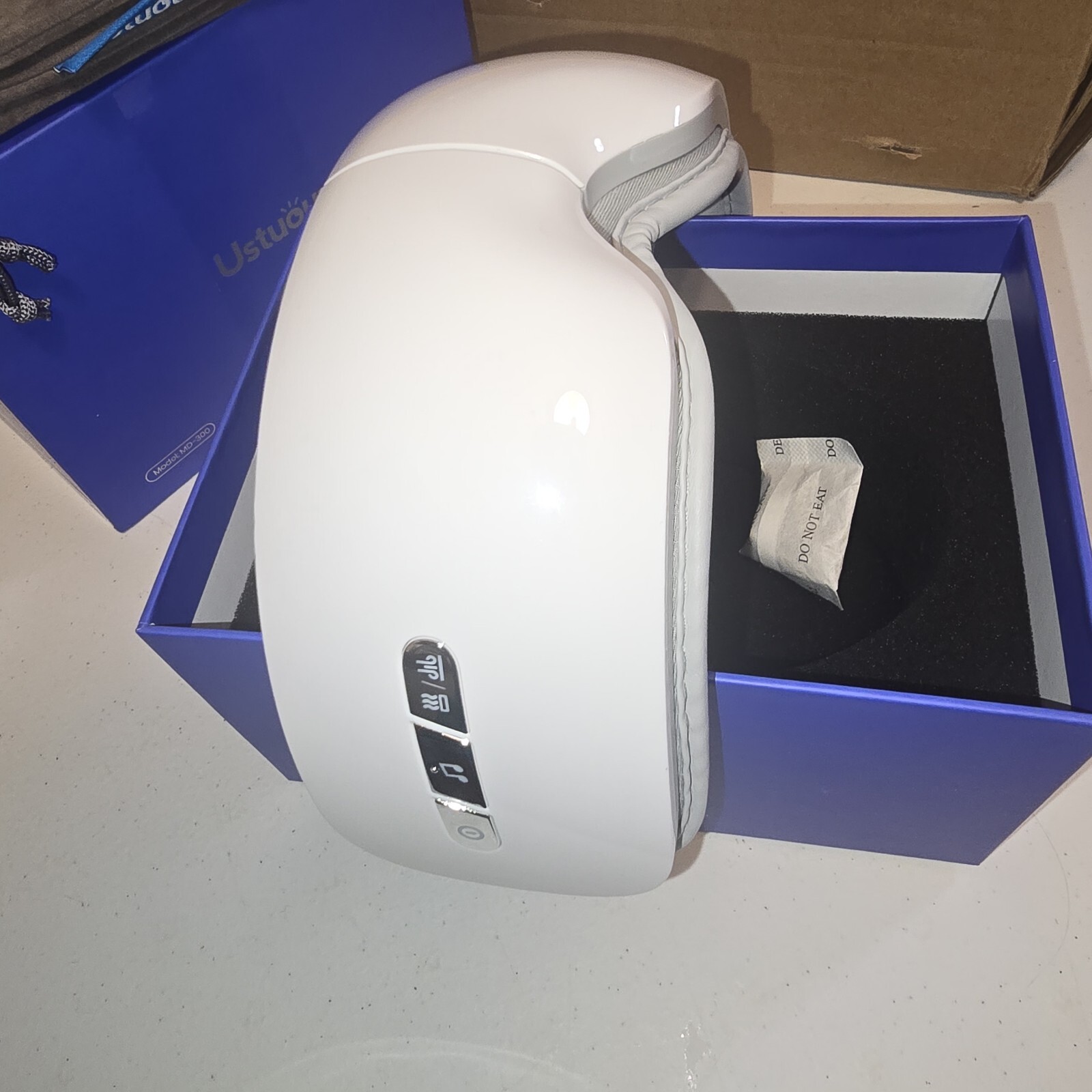 Ustuor Eye Massager