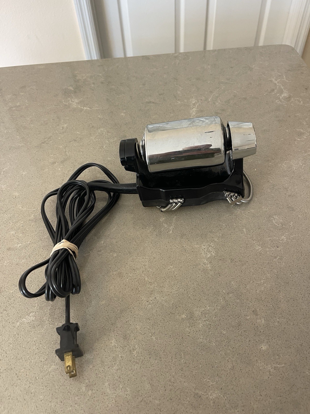 Vintage Chrome Sears 2-Speed Massager Model 793.2201 Professional Type – TESTED