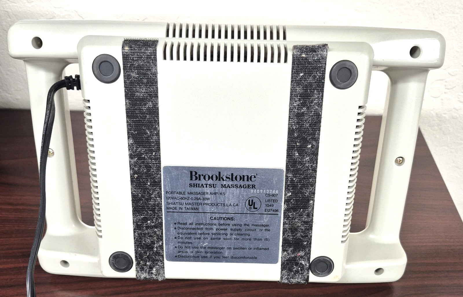 BROOKSTONE Shiatsu Massager Model AHP-K5, Tested and Works
