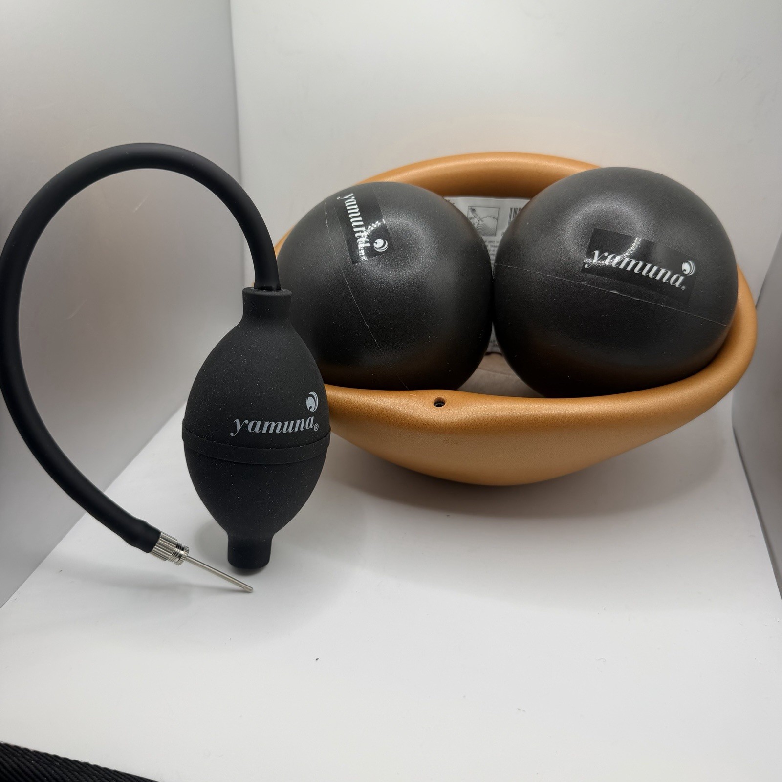 Yamuna GOLD Ball 2 Black Balanced Deep Tissue body rolling Balls And Pump LOT
