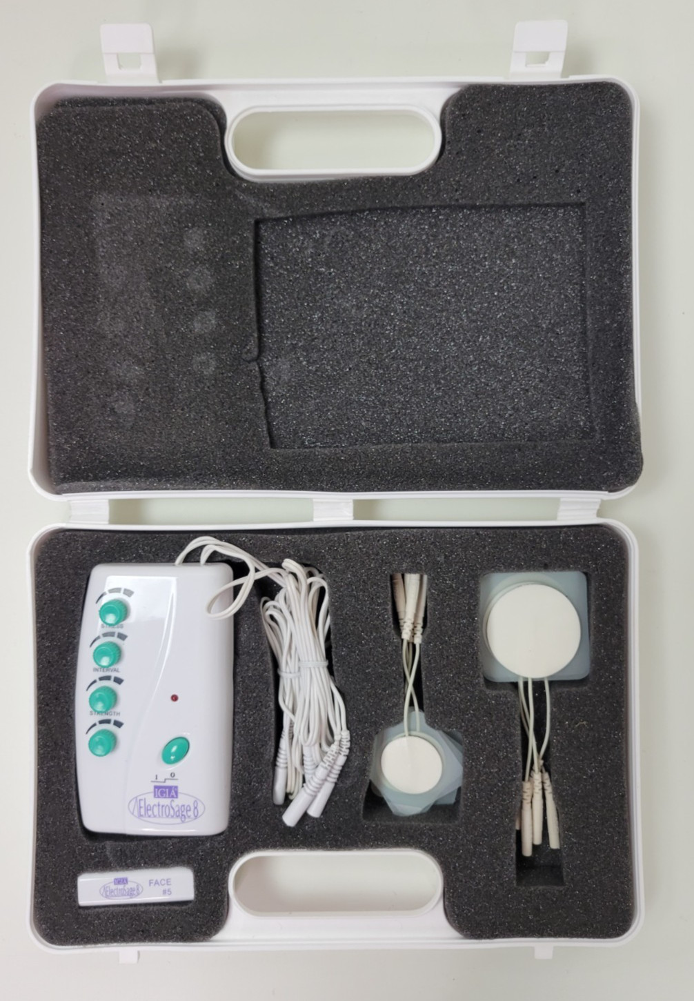 Igia ElectroSage 8 Body Muscle Massager Tens AT6717