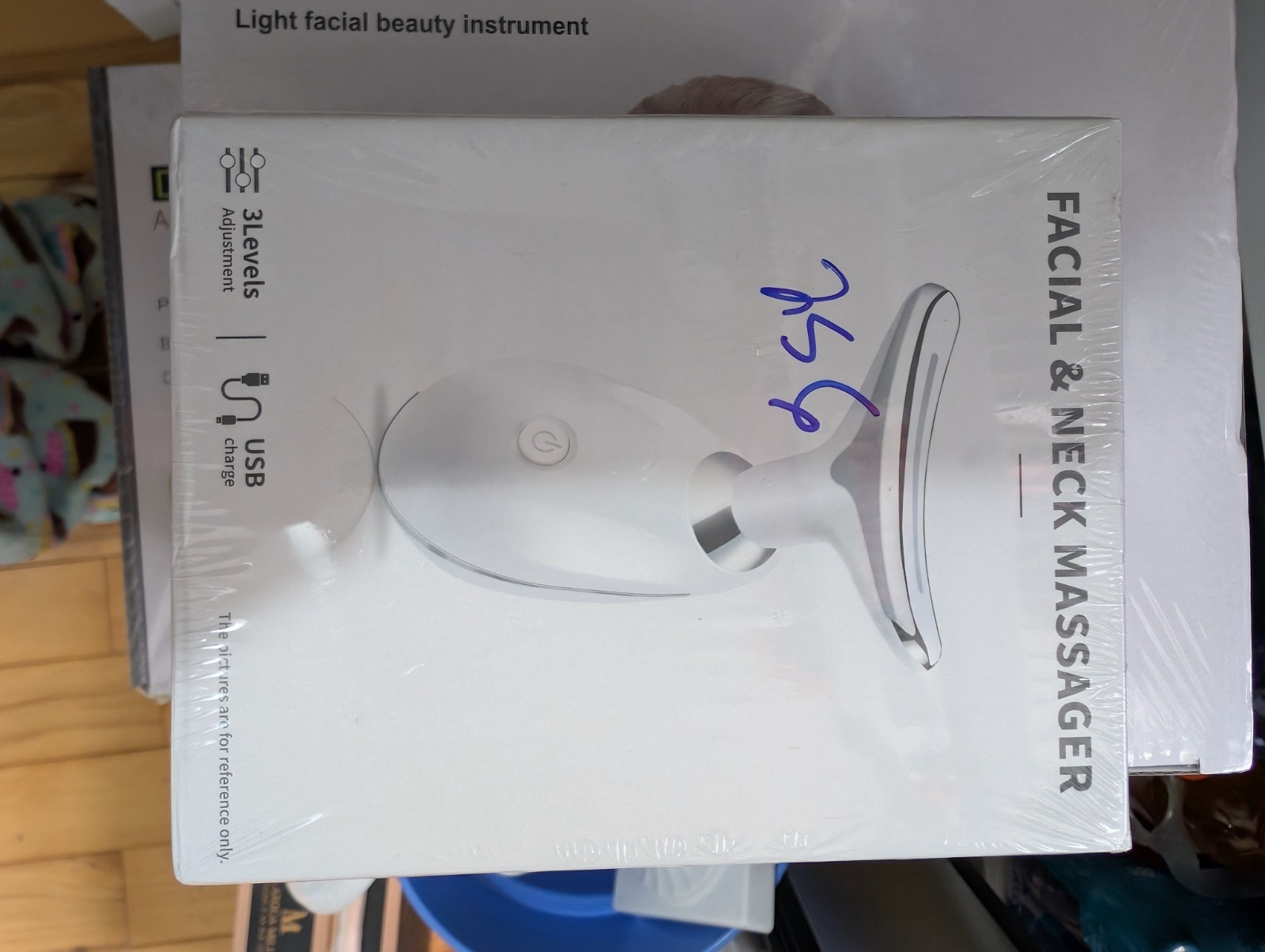 Facial and Neck Massager Skin Care Rechargeable 3 Levels Adjustable