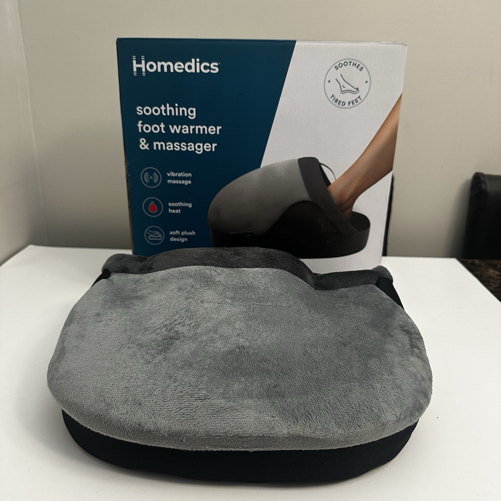 Homedics Heated Foot Warmer Massager Vibration Soothing Plush Gray Foot Warmer