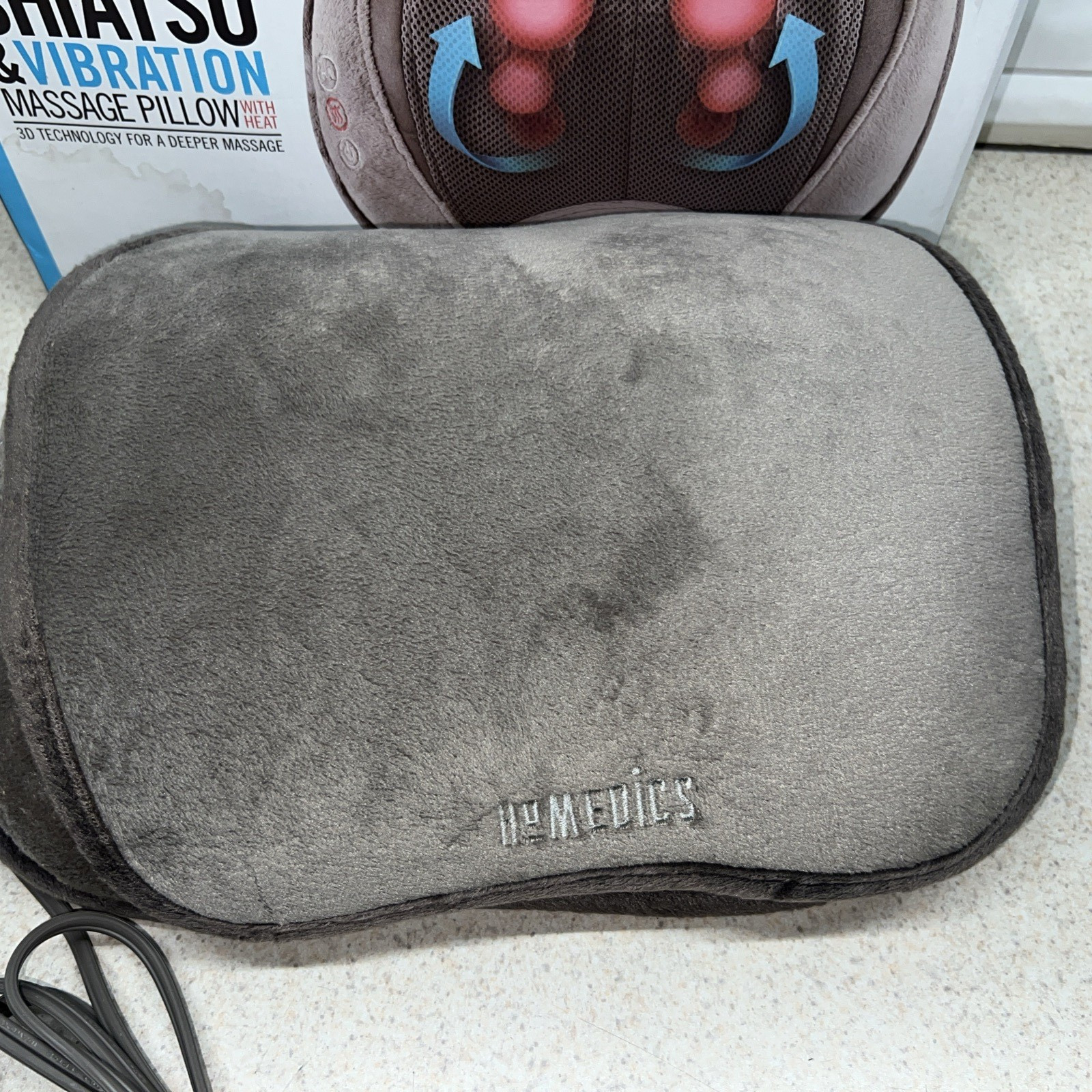 HoMedics Shiatsu & Vibration Massage Pillow with Heat Adjustable 3D Technology