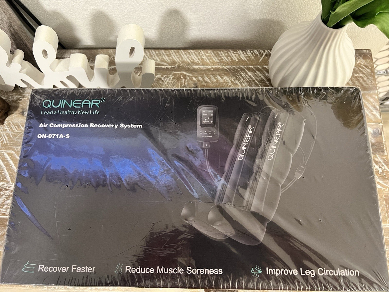 QUINEAR Air Compression Recovery System Leg Massager, Black, QN-071A-S (SMALL)