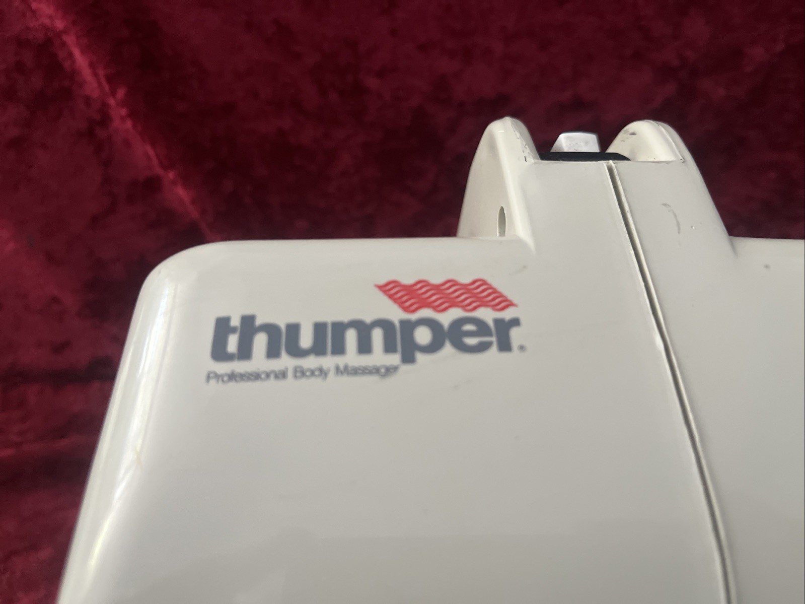 Thumper 1000D Professional Body Massager White Tested Works 120V Handheld