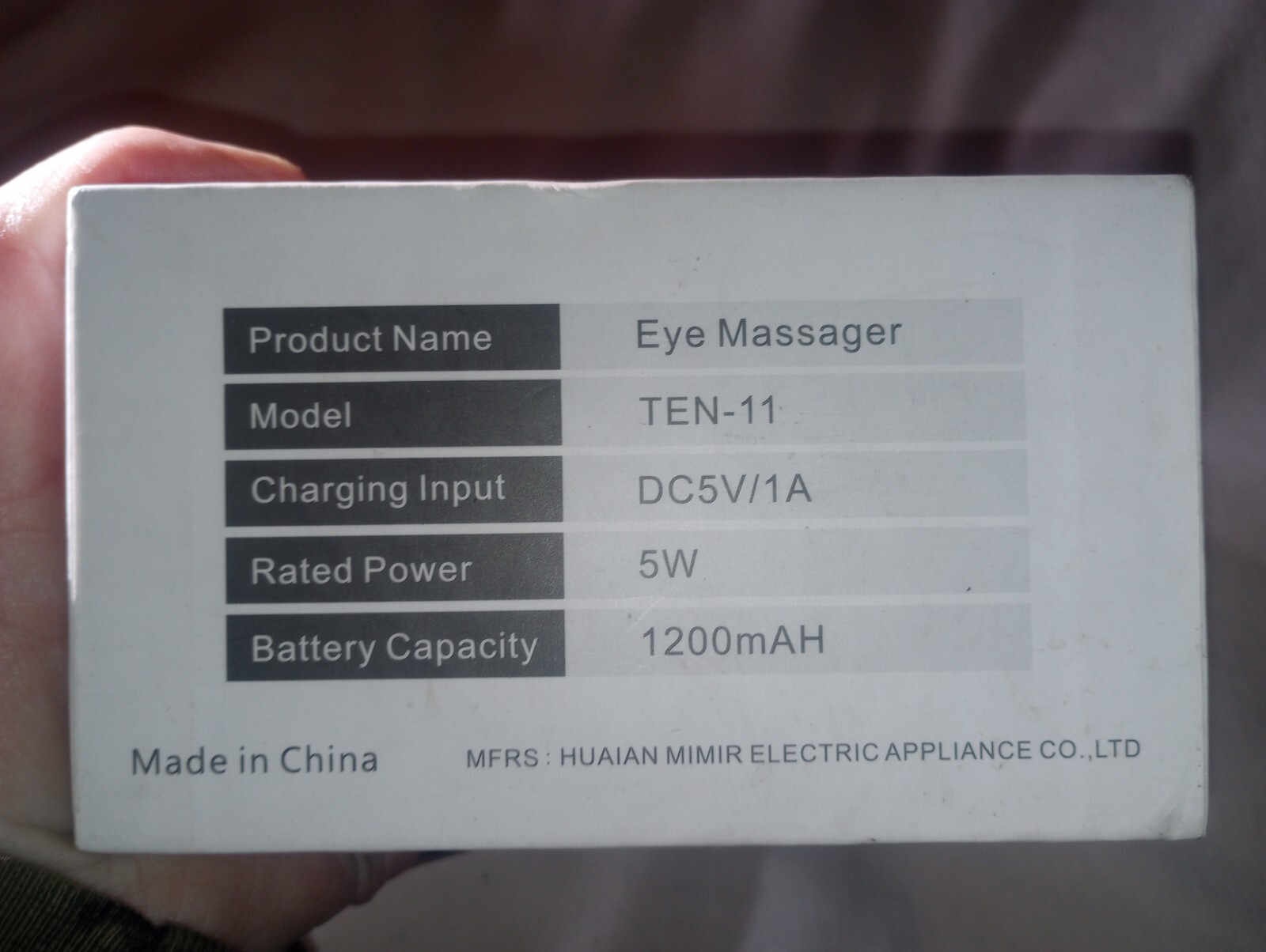 Tenswa Eye Massager White Heated Vibration & Air Compression Bluetooth Wireless