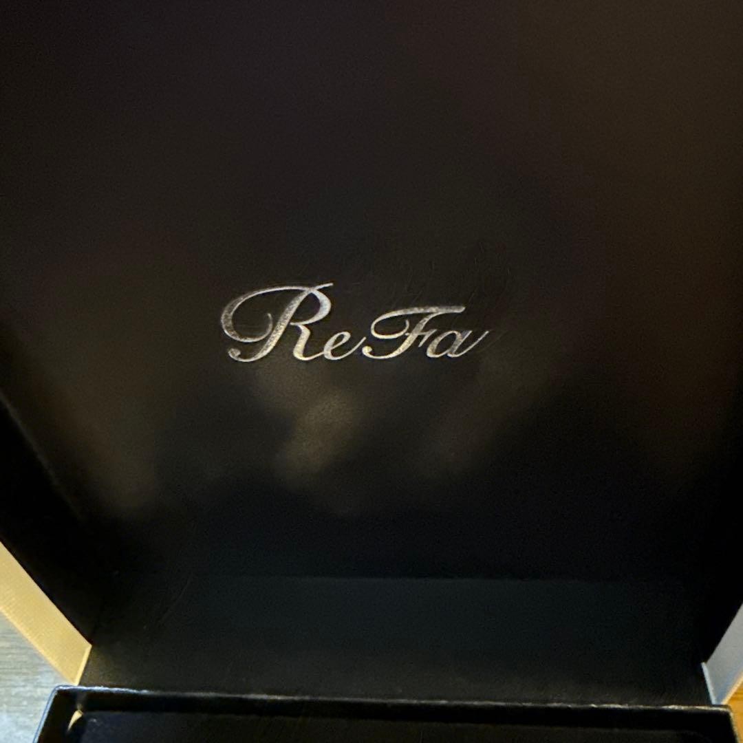 ReFa CARAT Salon Silver Facial Roller Multi-Faceted Skin Tightening Gift Box