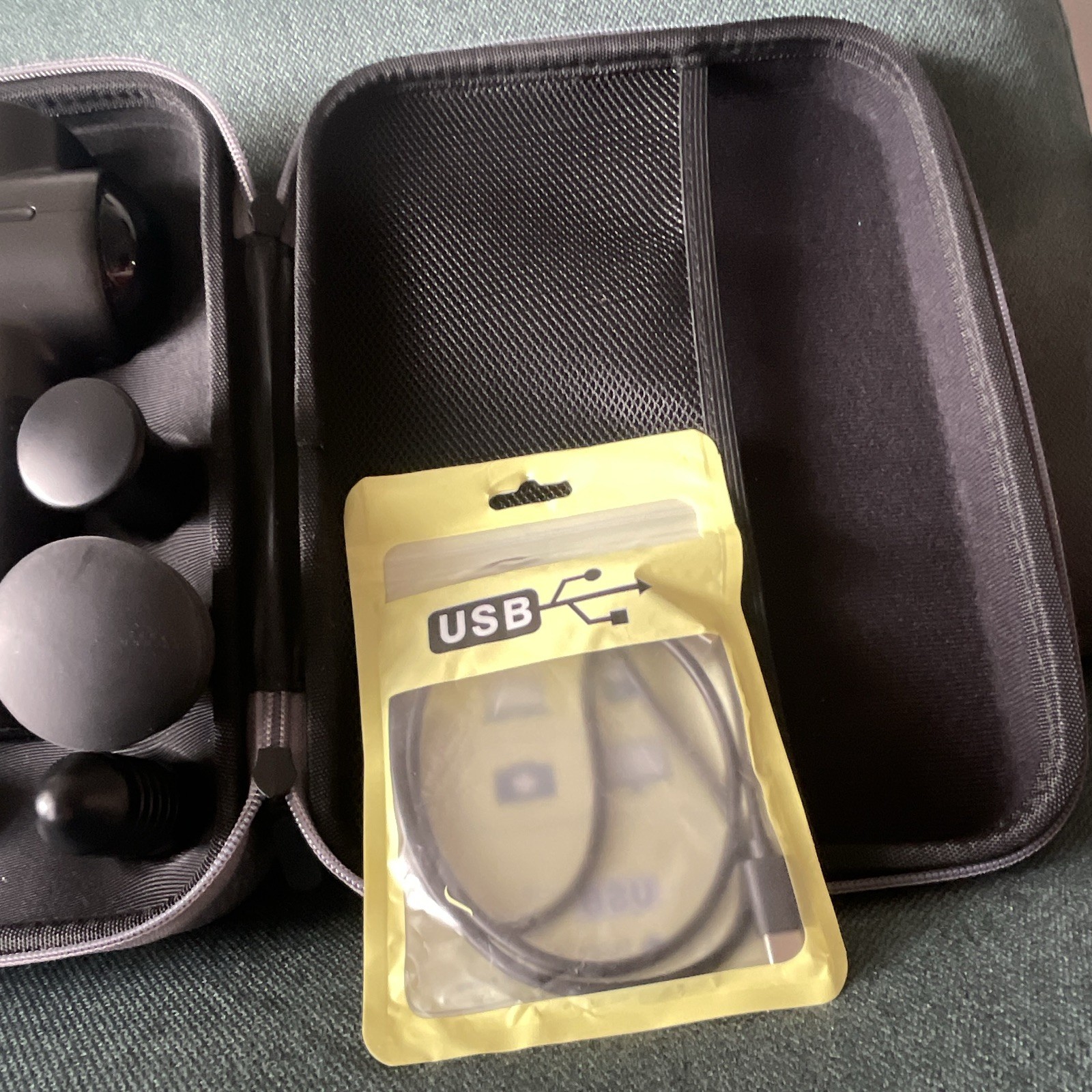 RENPHO RP-GM171 Mini Handheld Percussion Massage Gun 4 Heads Black USB