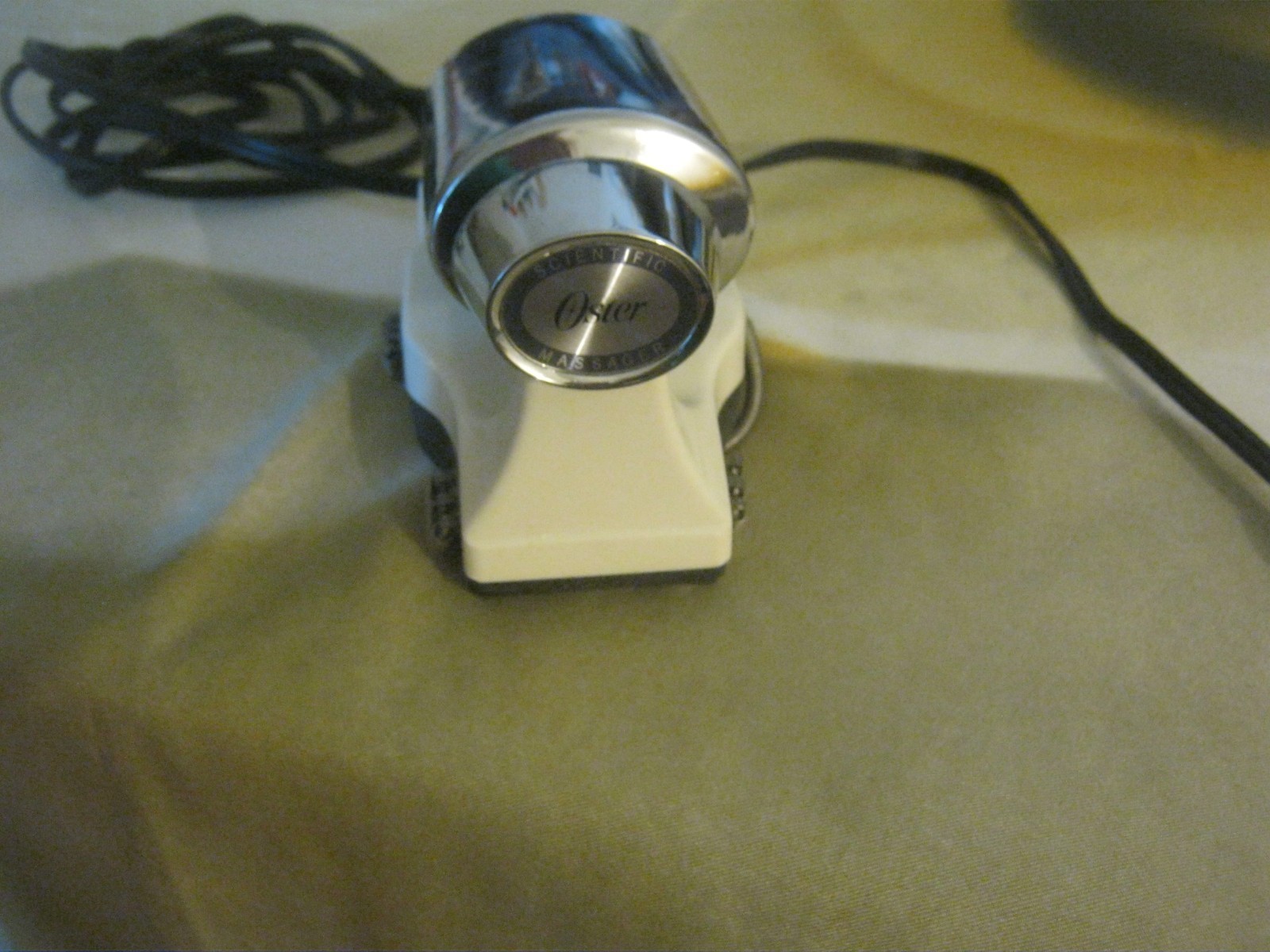 Vintage Oster Scientific Therapeutic Massager 136-11A Chrome 2 speed WORKS GREAT