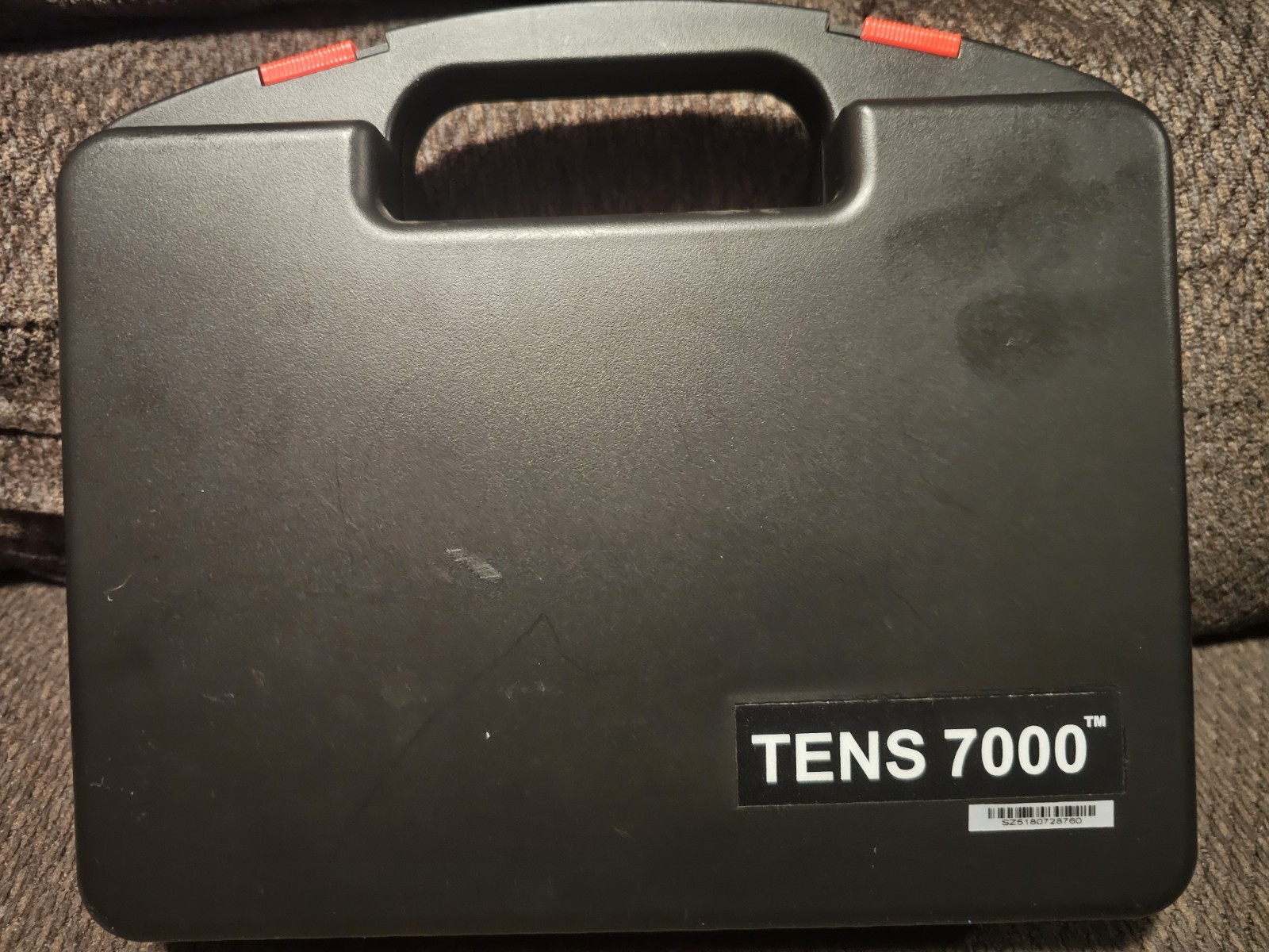 TENS 7000 Digital Tens Unit with 20+ Electrodes, Case, Roscoe Medical EUC