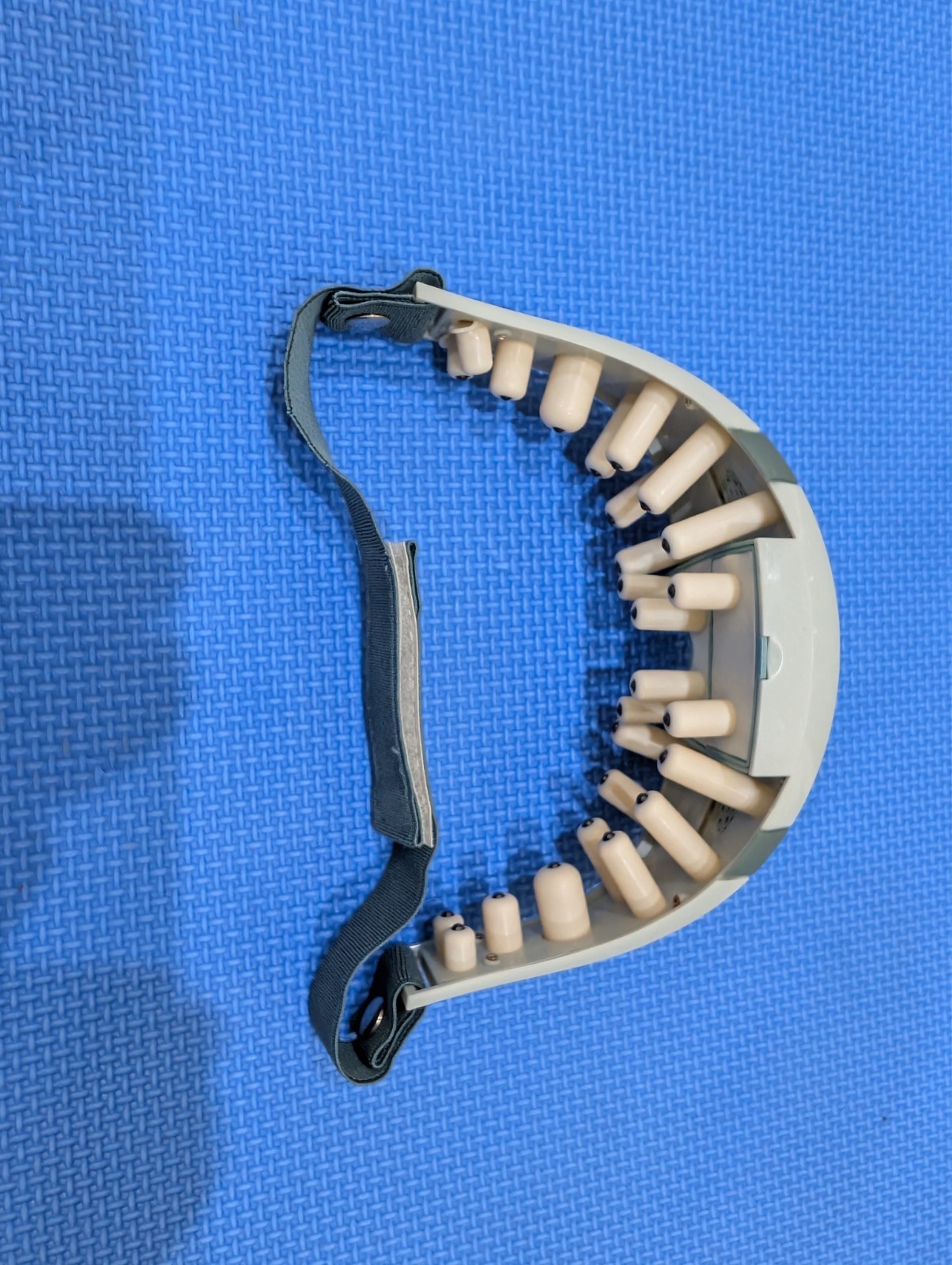 Eye & temple massager