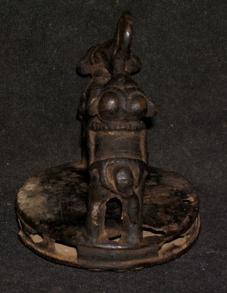 ANTIQUE INDIAN BRONZE FOOT AND PALM MASSAGER SKIN SCRUBBER ELEPHANT FIGHT VAJRI