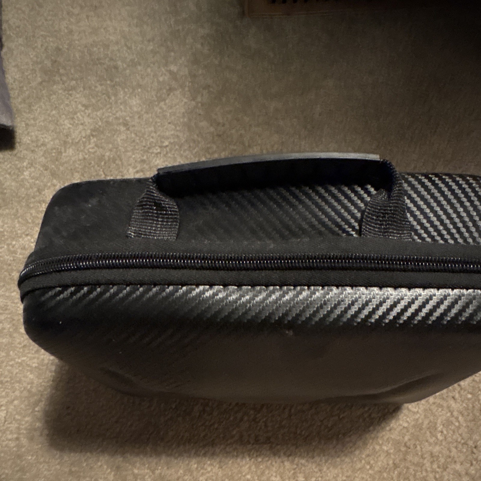 RAEMAO X6 Percussion Massage Gun Cordless 16 Heads Carry Case Black