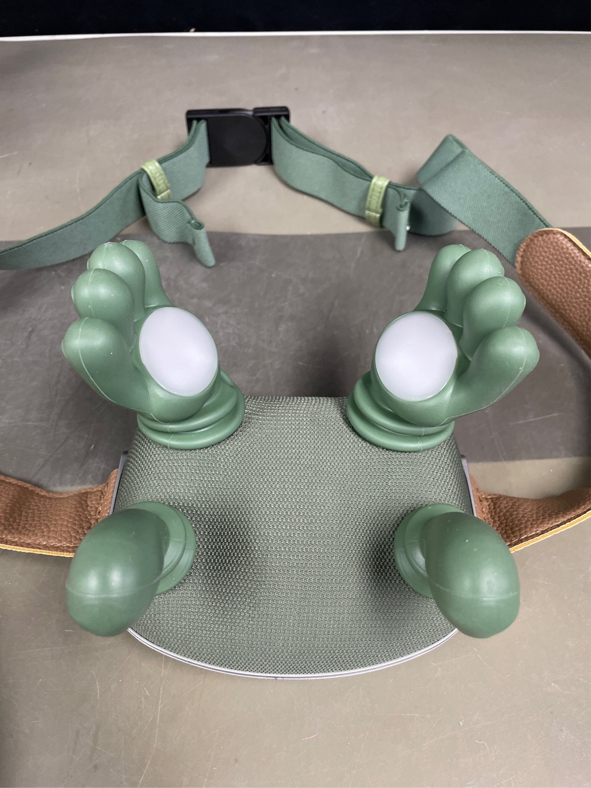 Neck Massager, Shiatsu Neck and Back Massager with Heat, 4D Kneading Simulated H