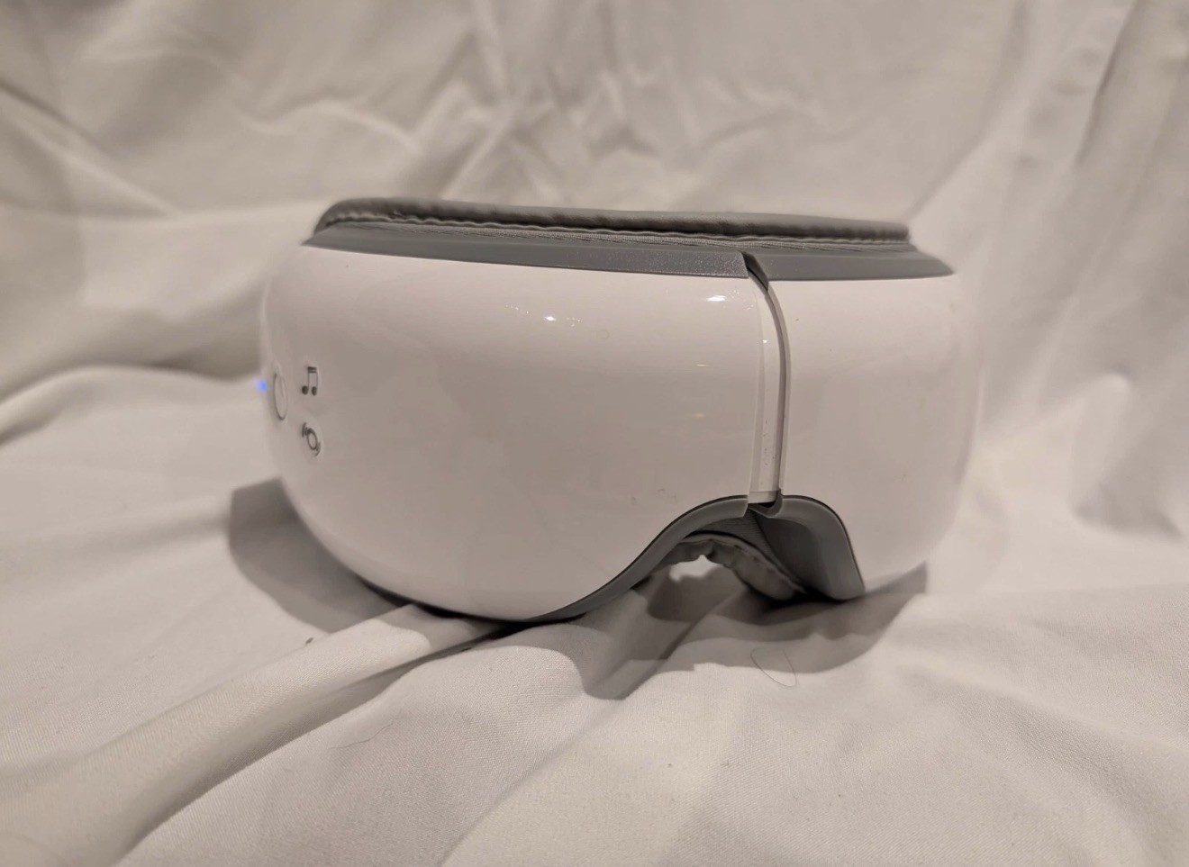 RENPHO Eyeris 1 Eye Massager, Air Pressure, Vibration, Music & Heat (RF-EM001)