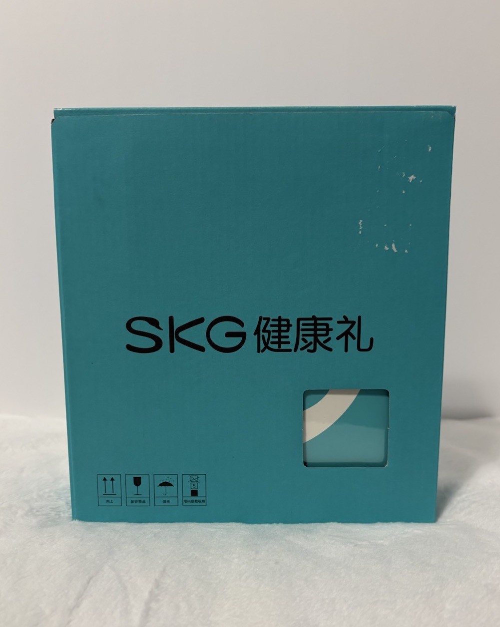 SKG Electric Neck Massager EMS Heat U-Shaped Rechargeable Wireless. Brand New.