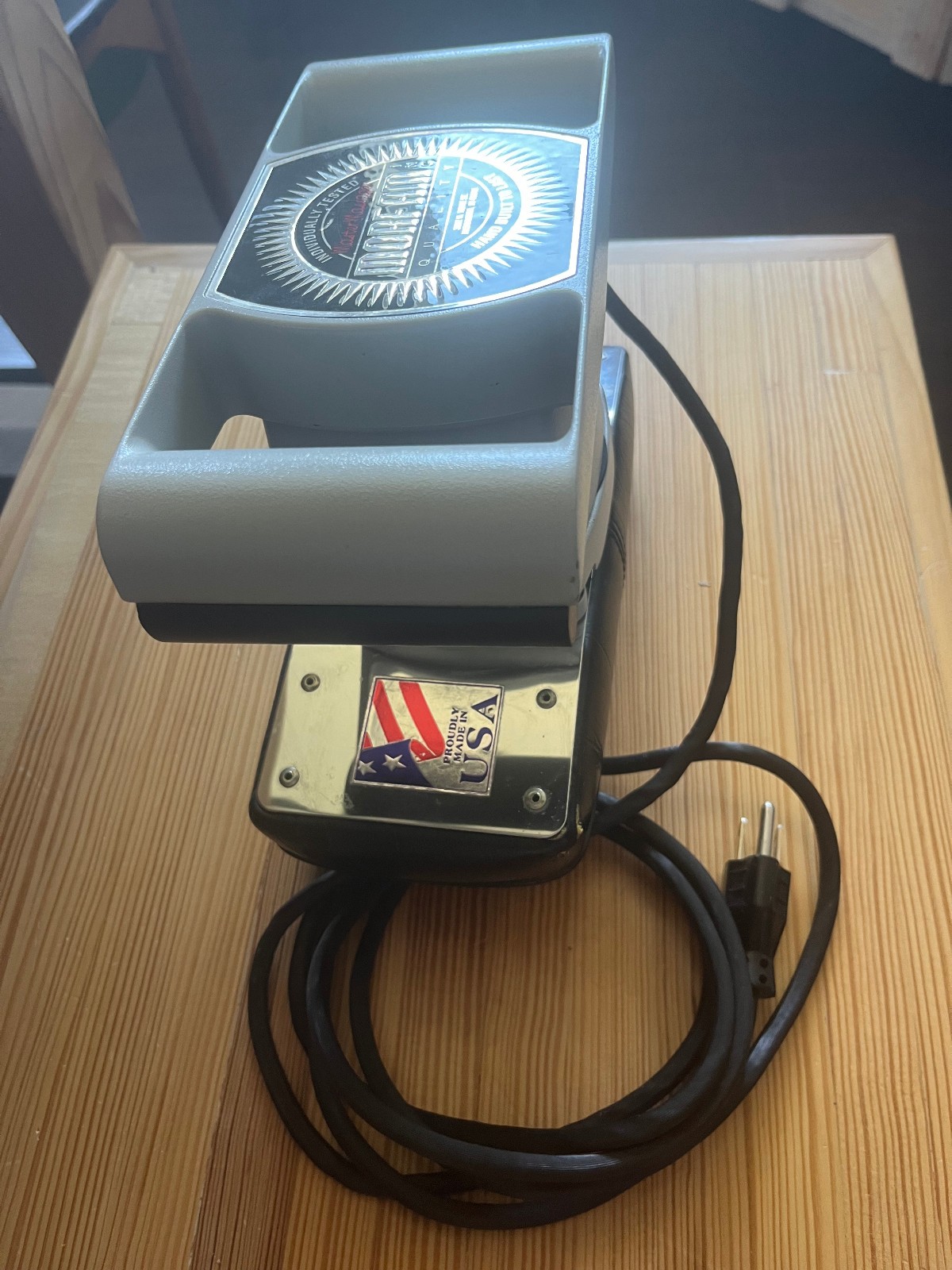 MORF-AM Inc Deep Tissue Master Massager Variable Speed Model M73-625A 2 Amp