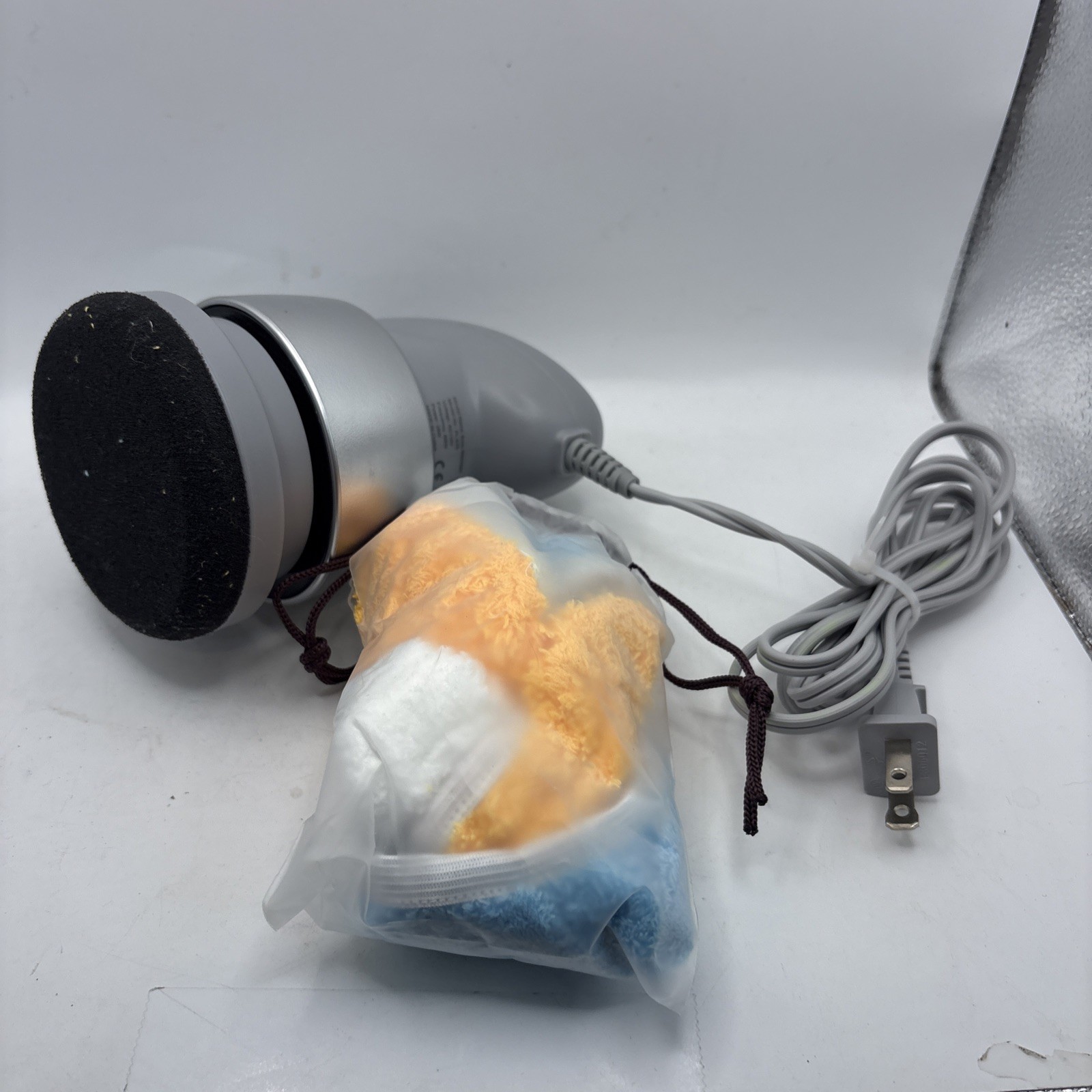 Cellulite Massager- Body Sculpting Machine (PL-678) TESTED & WORKS DAMAGED BOX