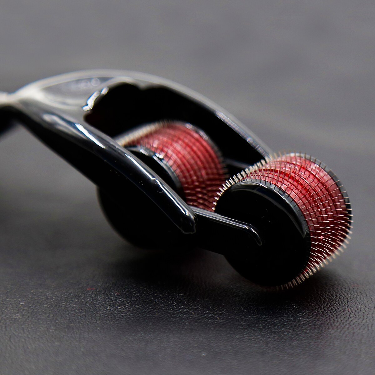 2 Wheel Sensory Tickle Row Spiked Pin-pricking Wheel