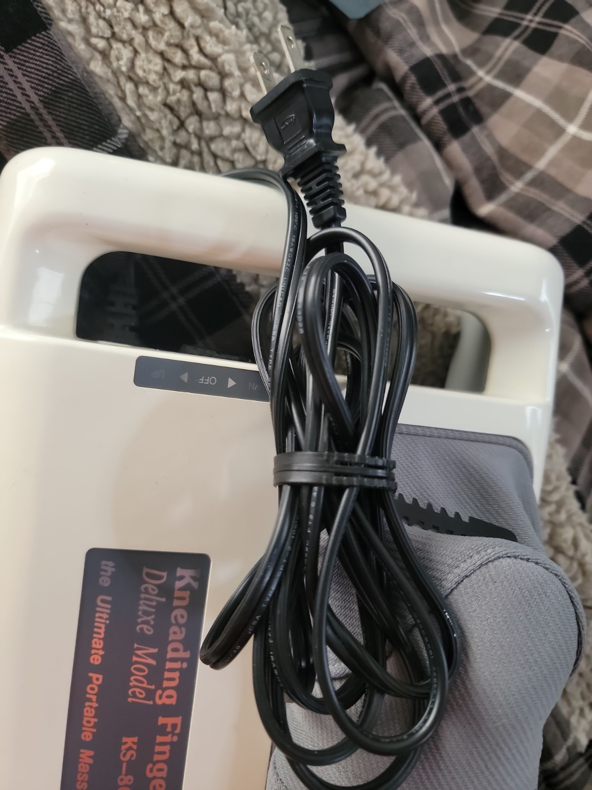 Kneading Fingers Deluxe Model KS-8001 Ultimate Portable Massager EXCELLENT!!