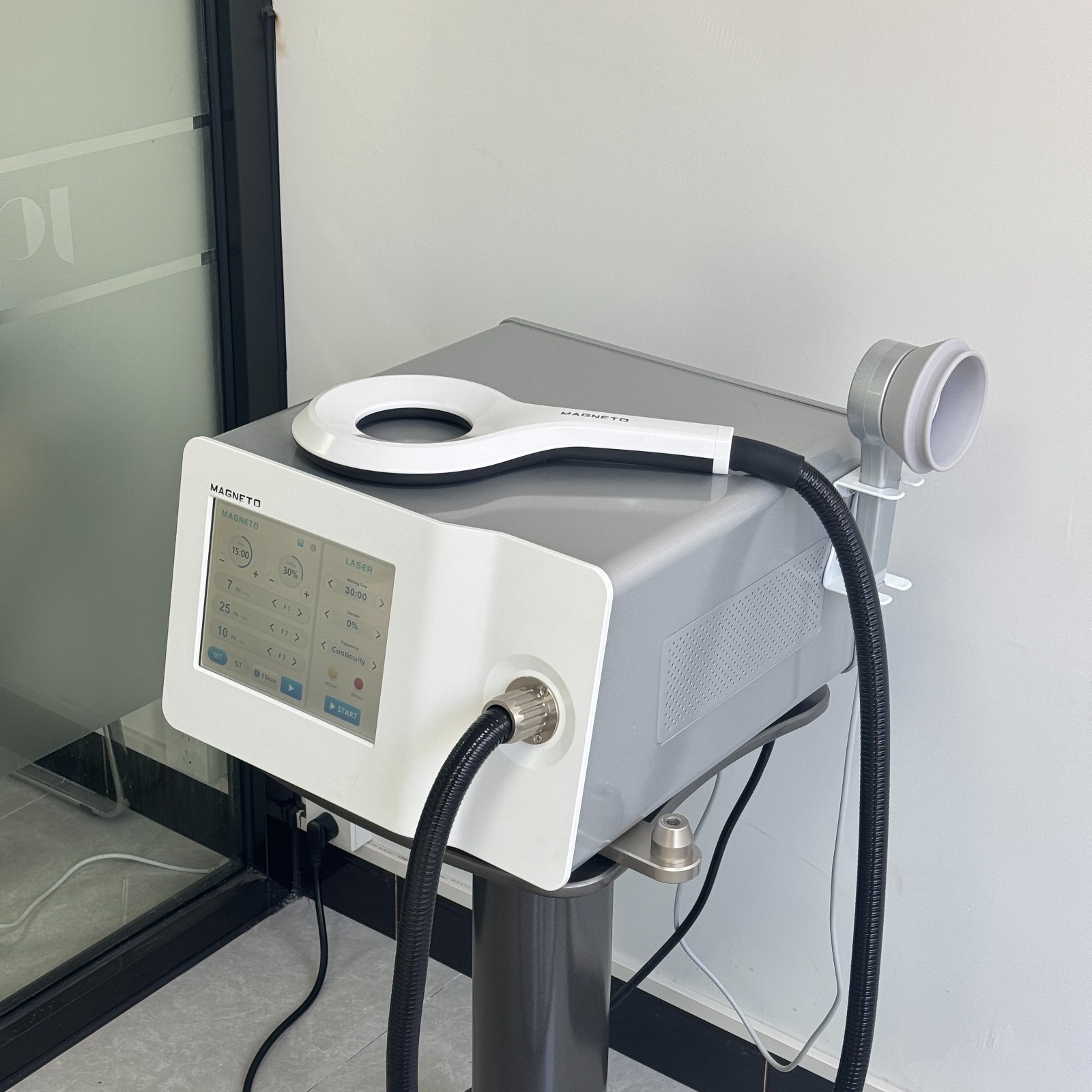 808nm Laser Pemf Machine Human Body Pain Relief Physio Magneto Therapy Machine