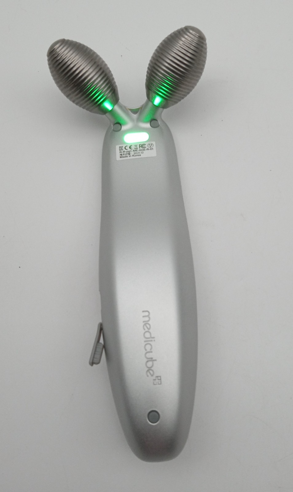 Medicube Age-R Derma EMS Shot Face Massager Model ME-AGE-R-01 Beauty Device