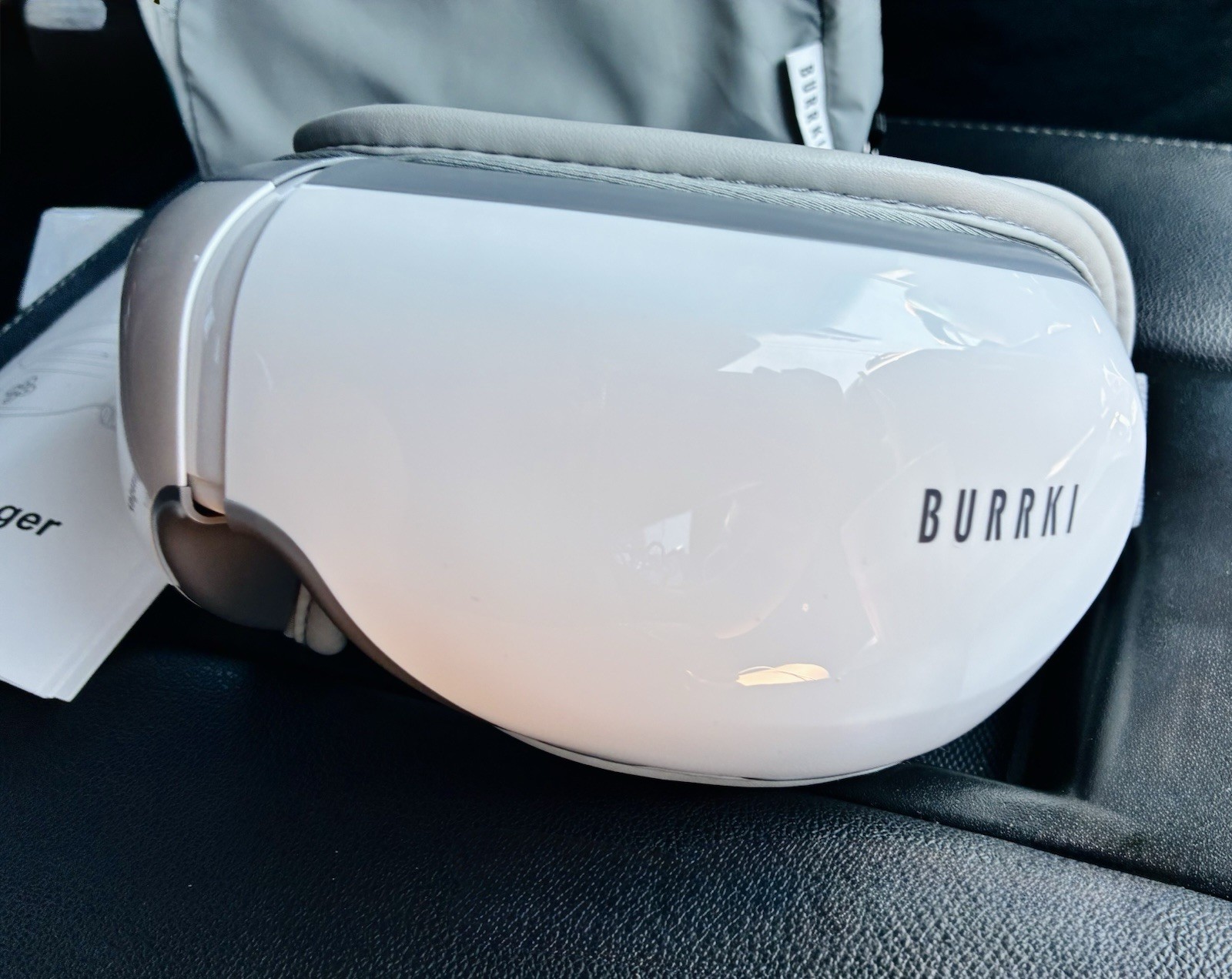 BURRKI A1 Electric Eye Massager Heated Vibrating White/Gray USB Rechargeable