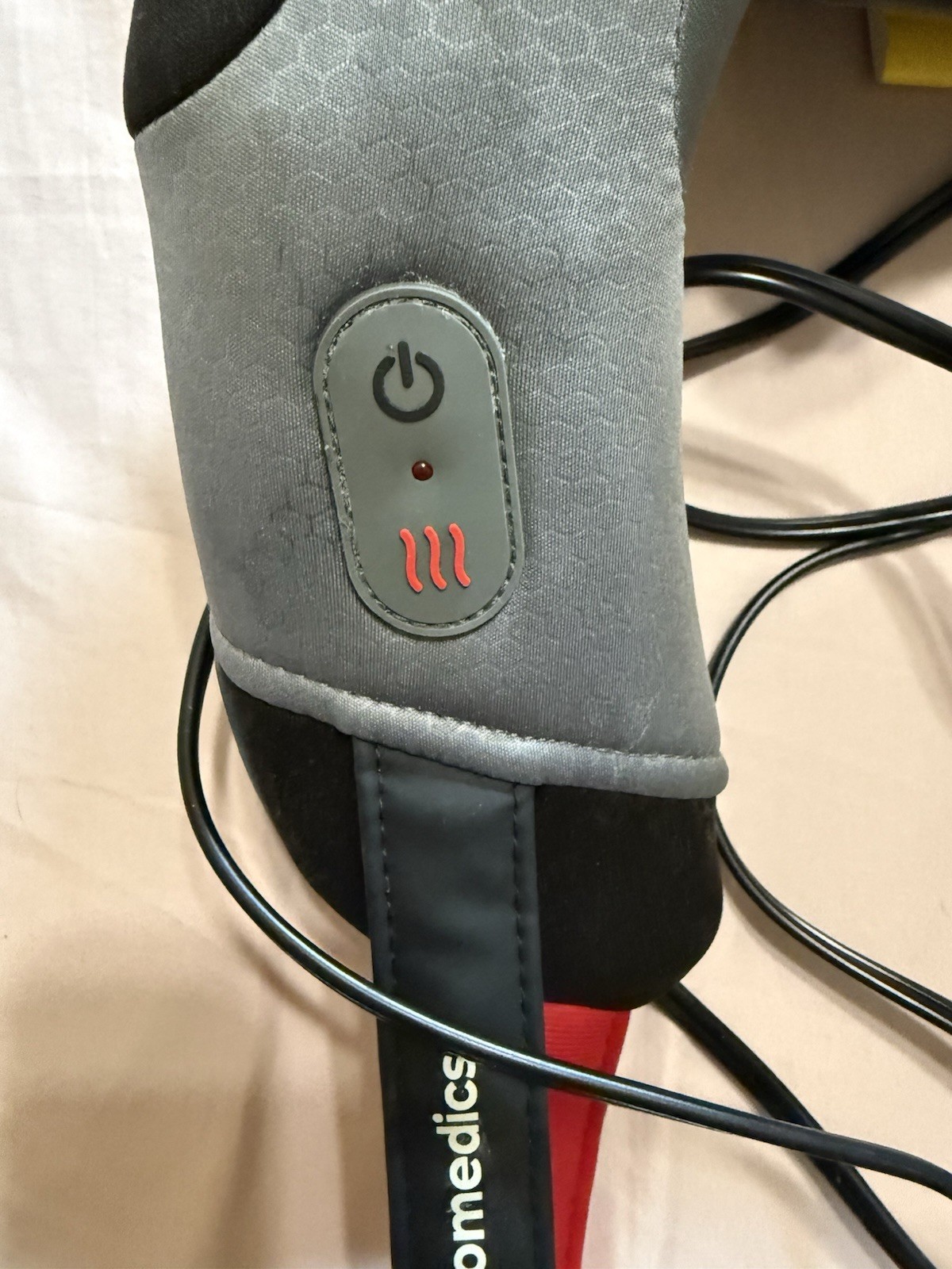 Homedics Vibration Neck Massager Soothing Heat NMSQ-216HJ-2 Relaxation