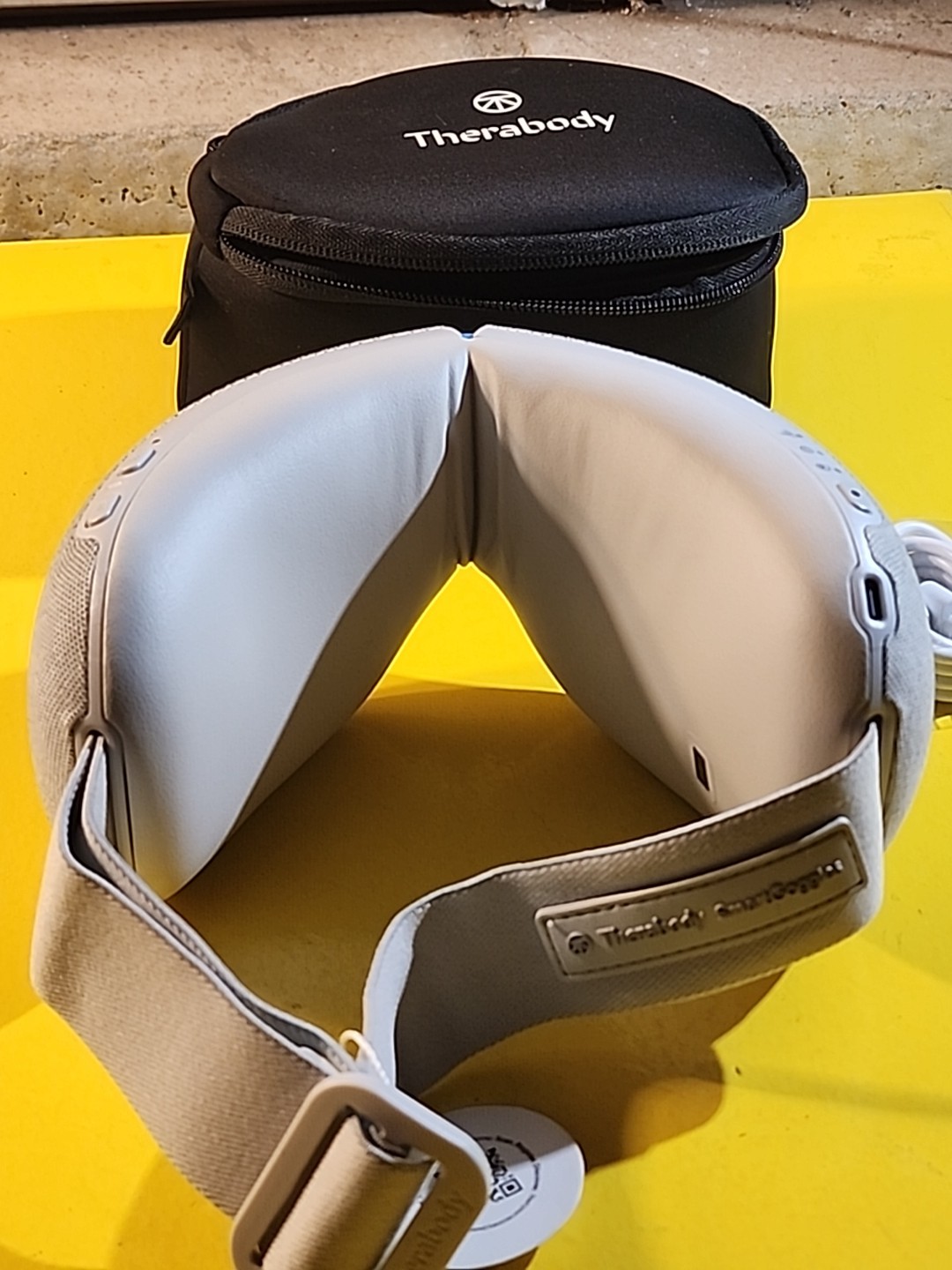 Therabody Smart Goggles Black Gen 1 With Carrying Case & Charging Cable