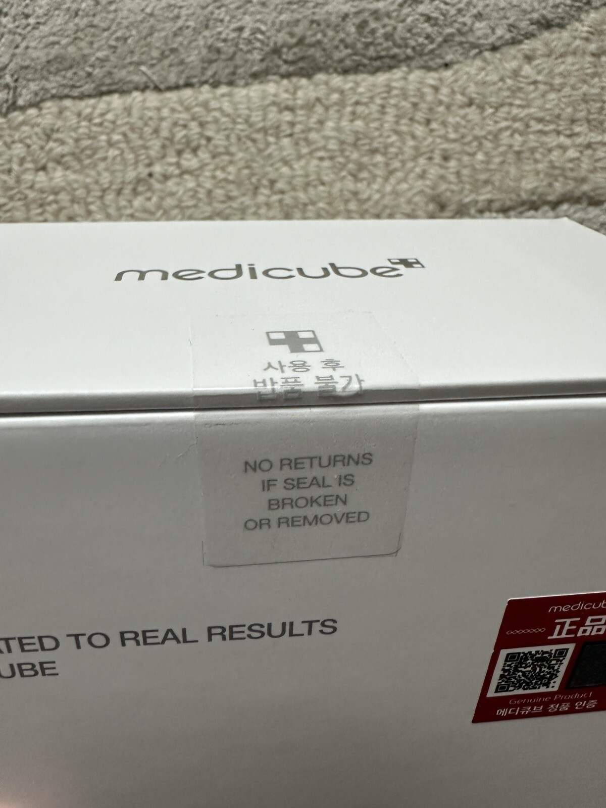 Medicube AGE-R Booster Pro Home Skin Care Device- NEW Sealed!!