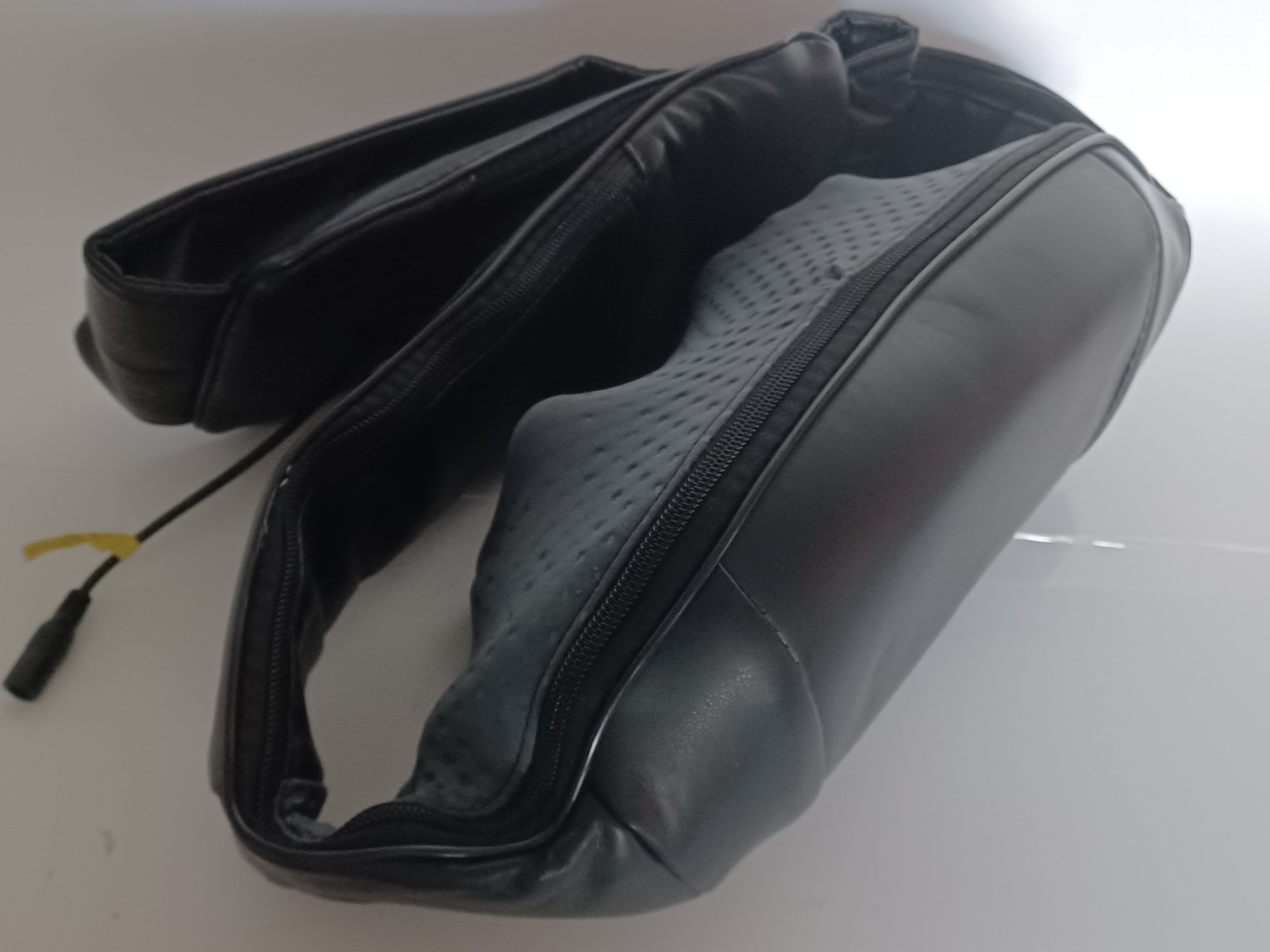 Nekteck Shiatsu Deep Kneading Massage Pillow – No Adapter