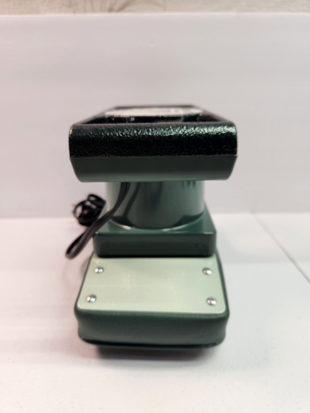 Professional Grade Massager Two Speed Massage Therapy Medi Rub Made USA Green