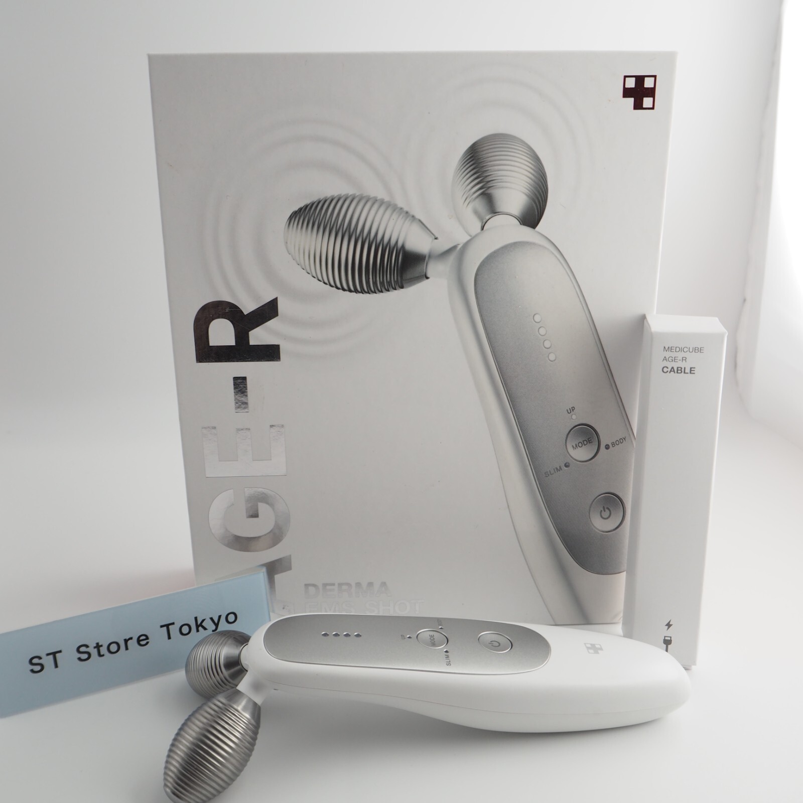 [Near Mint] Medicube Age-R Derma EMS Shot Face Massager Beauty Device