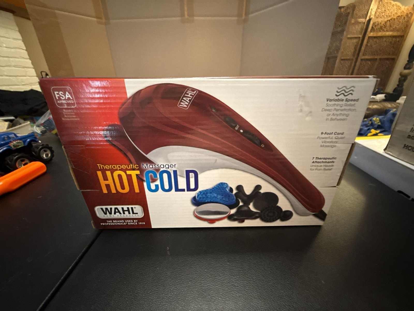 Wahl Therapeutic Hot Cold Handheld Massager with 7 Attachments and Storage Case