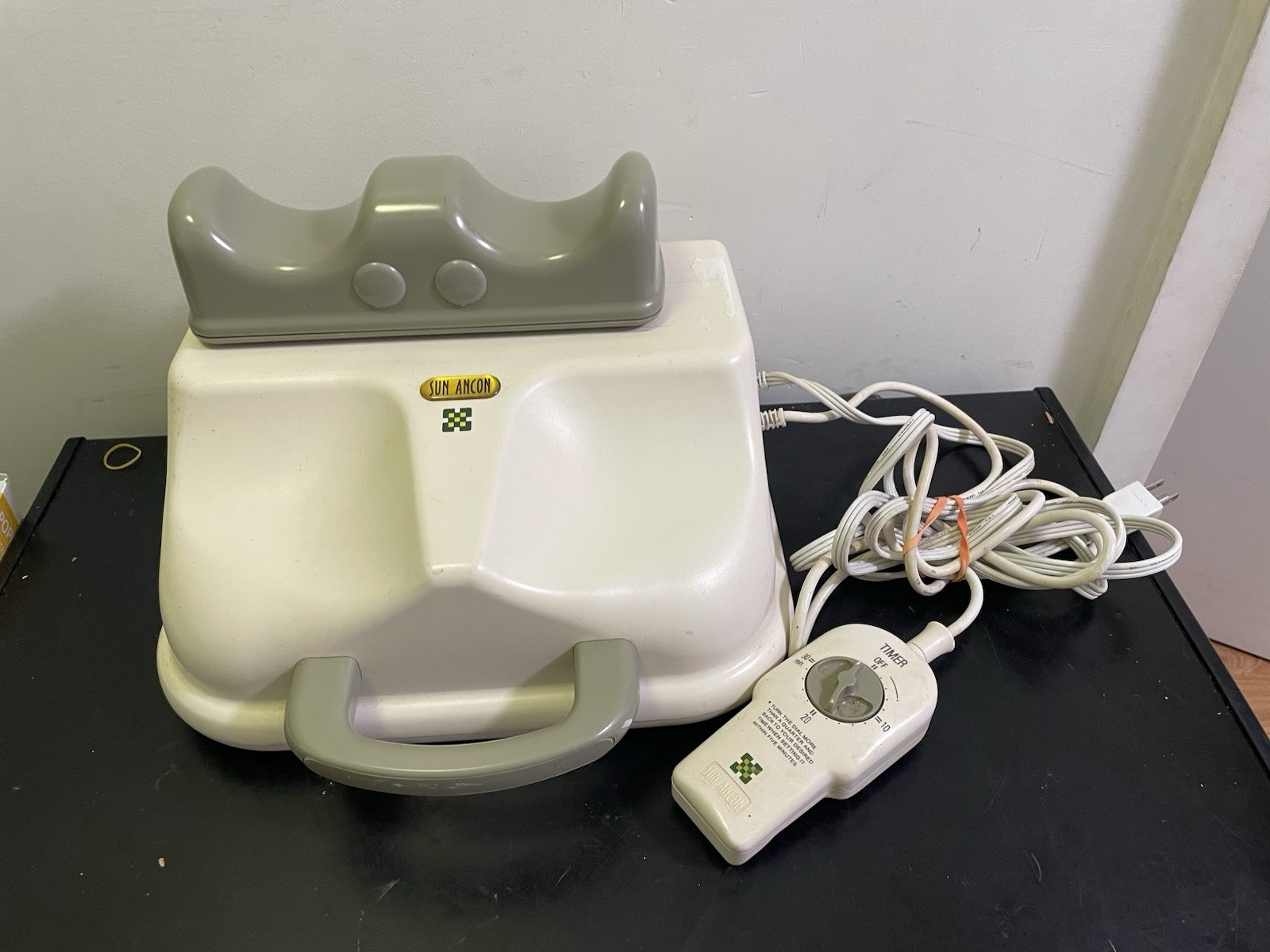 Sun Ancon SM-330 The Chi Machine Therapeutic Swing Massager Aerobic Exerciser