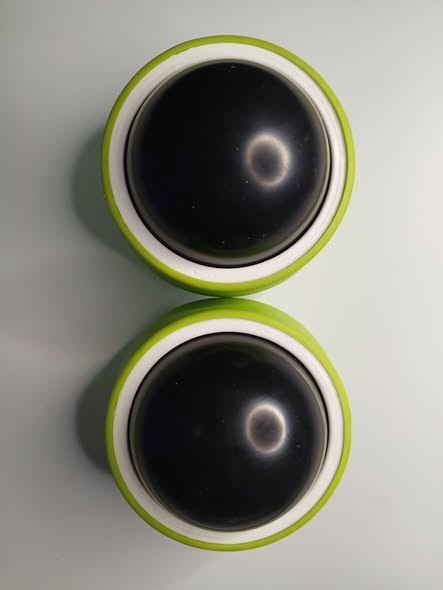Gold’s Gym Massage Therapy Roller Ball Sore Muscles Circulation Pressure Points