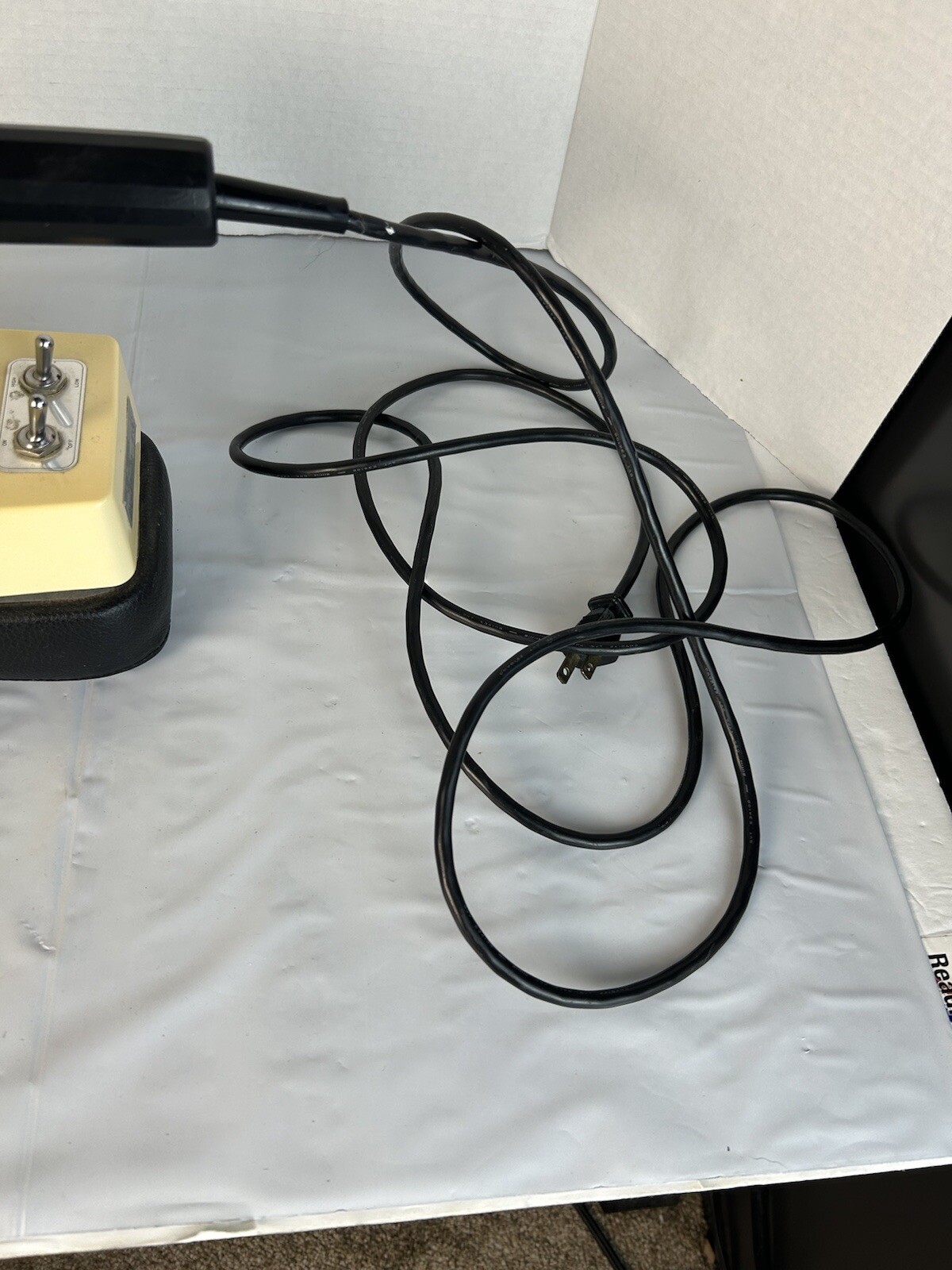 VIVE MAX Massager Full Body Legs Model 37- 4585