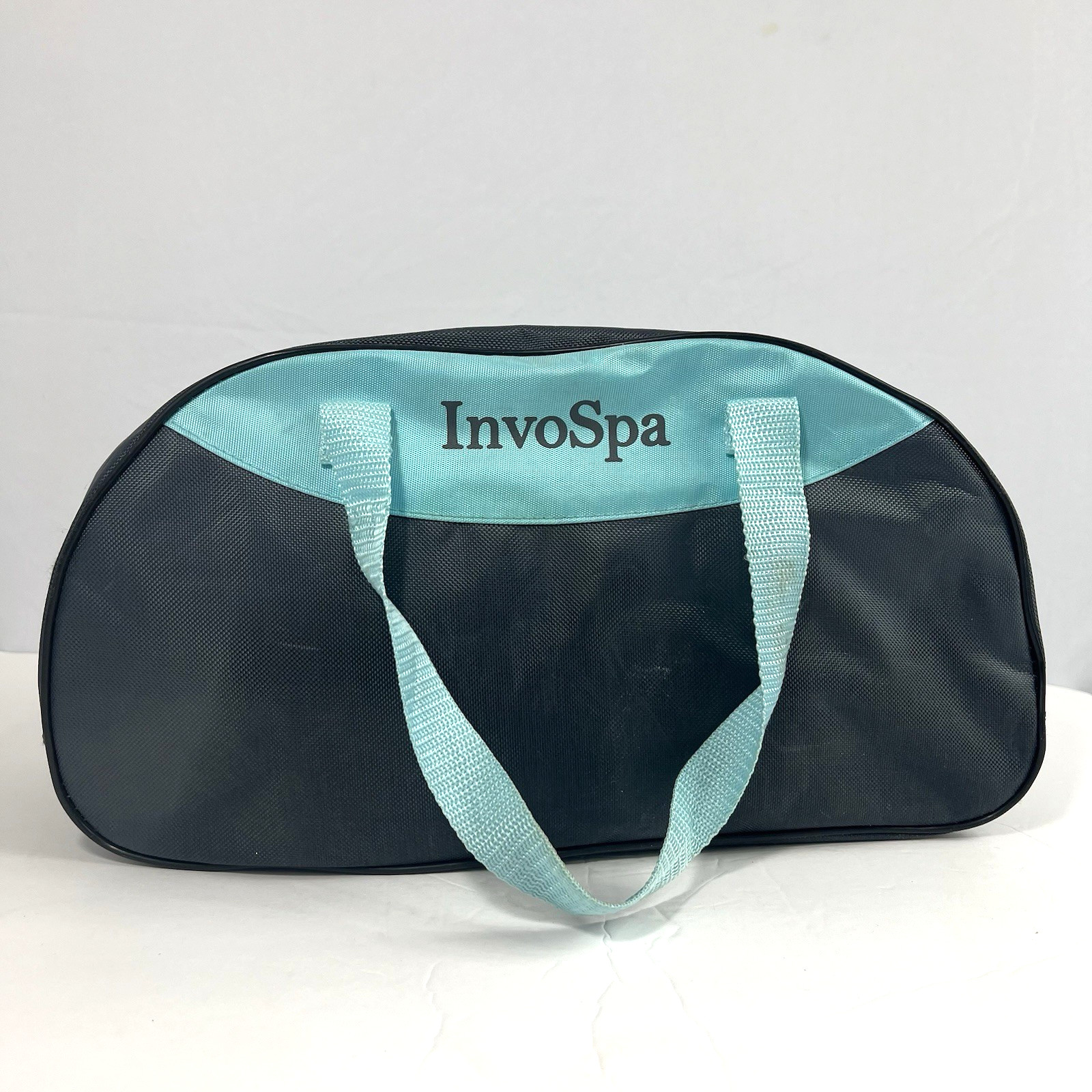 InvoSpa Shiatsu Back Neck and Shoulder Massager Heat and Carry Bag Self Care