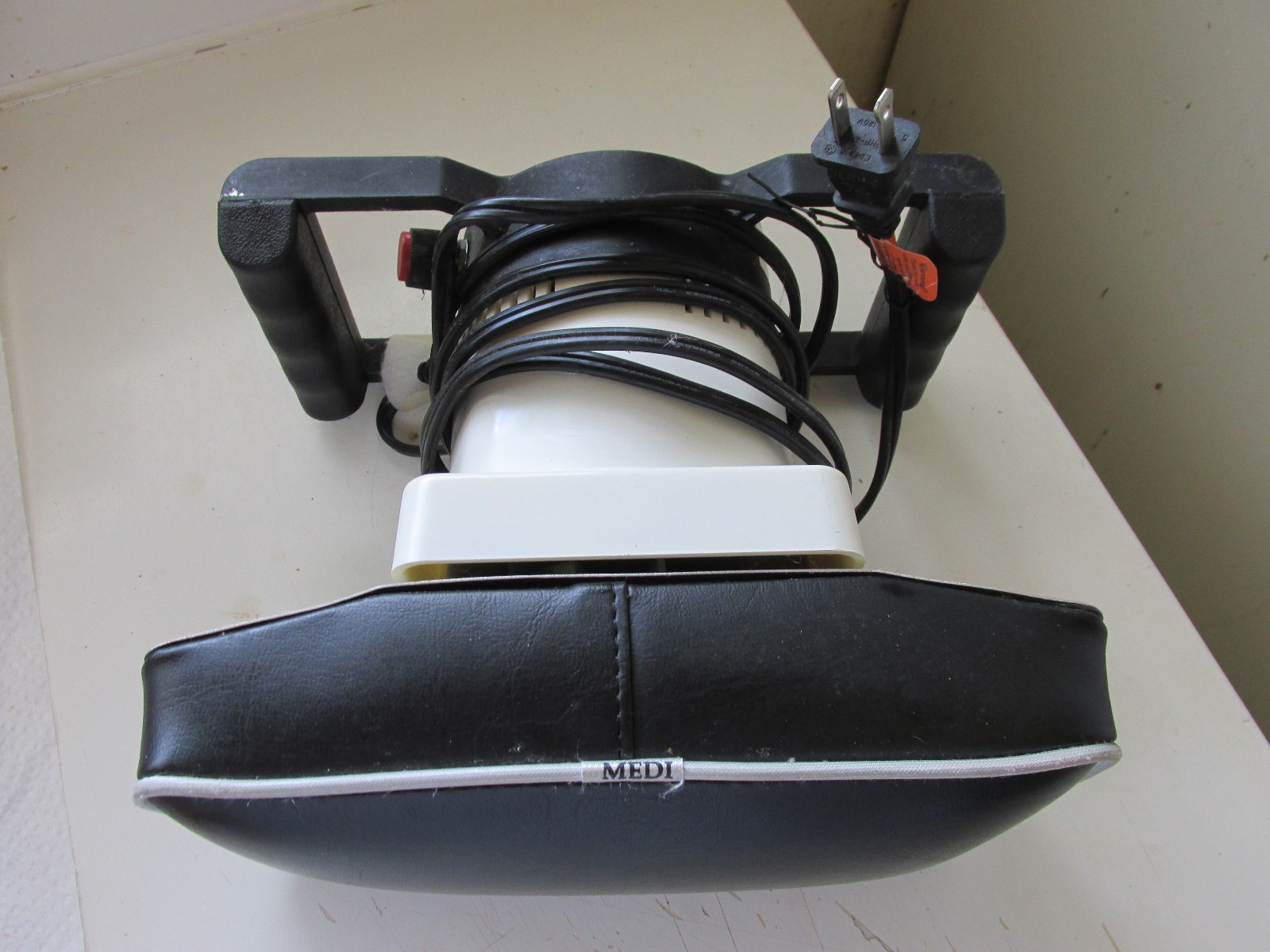 Medi Massager MMB04 Variable Speed Deep Tissue Professional Body Massager