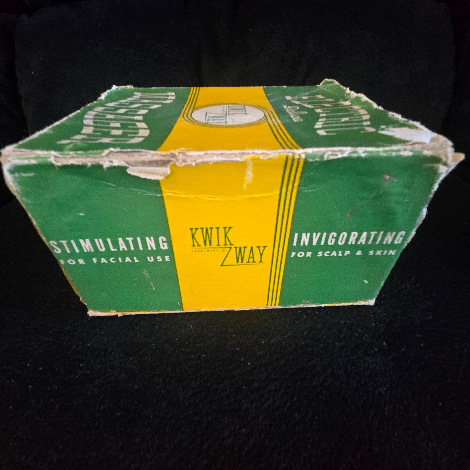 Vintage Mid-20th Century Kwik Way Deluxe Electric Massager Model 8-401